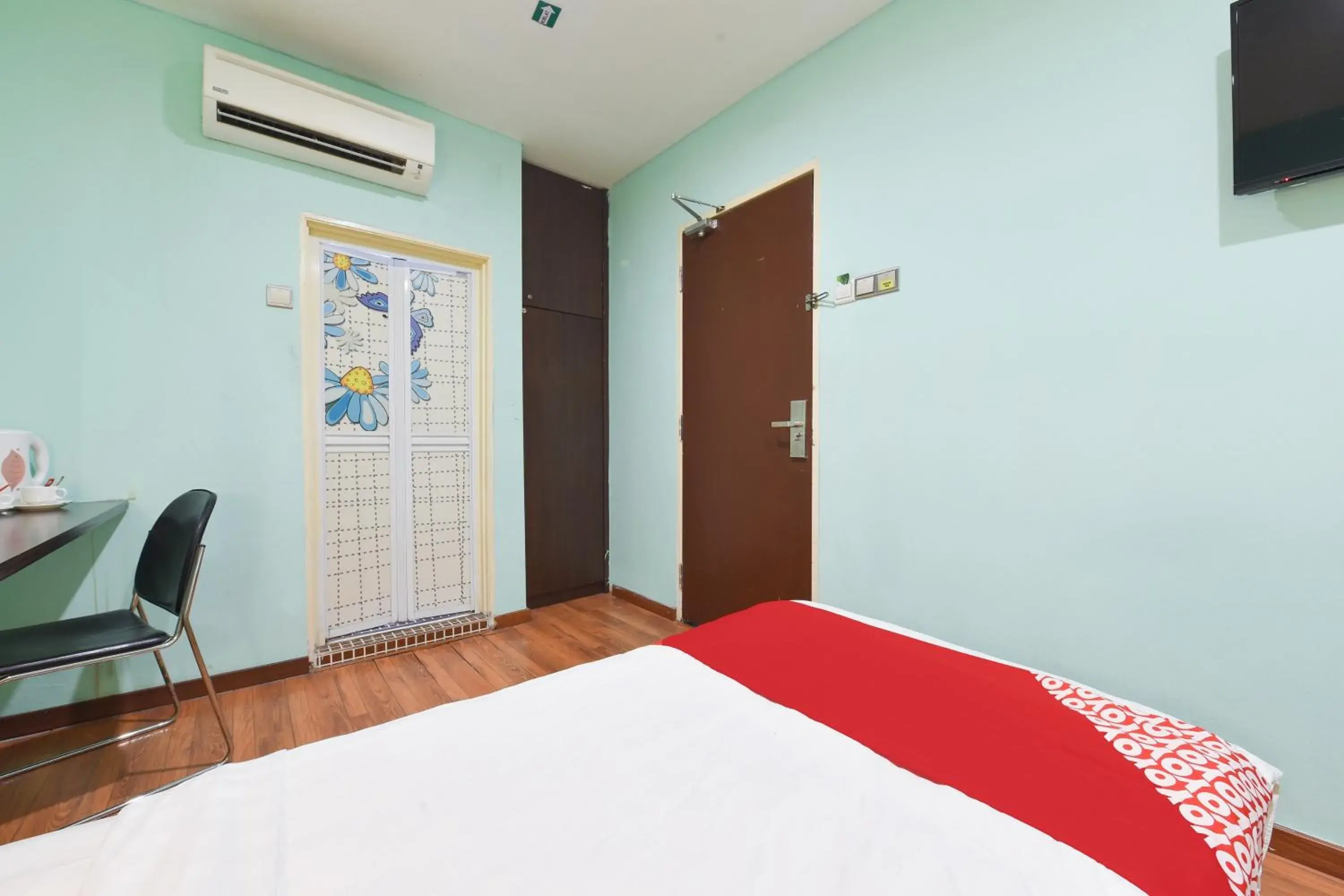 Bedroom, Bed in Hotel O G Home Hotel, Kota Bharu, Kelantan. Bedroom, Bed in Hotel O G Home Hotel, Kota Bharu, Kelantan.