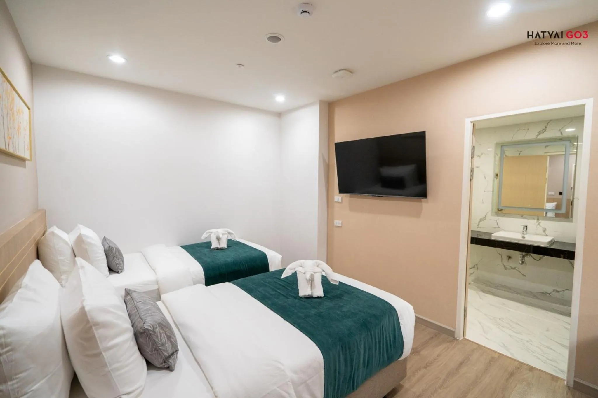 Bedroom, Bed in Chinatown Living Hatyai