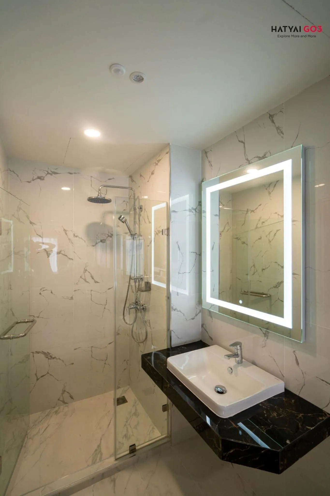 Bathroom in Chinatown Living Hatyai