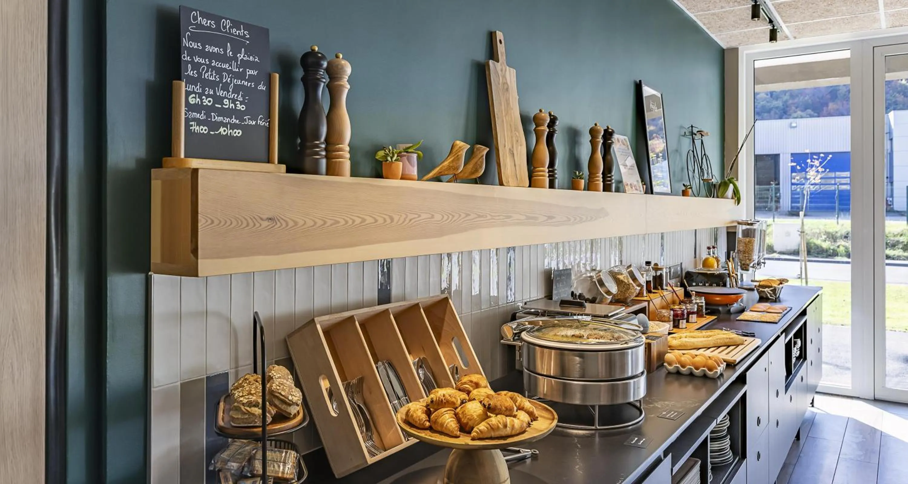 Breakfast in Best Western Coeur de Maurienne Hotel Restaurant & Spa