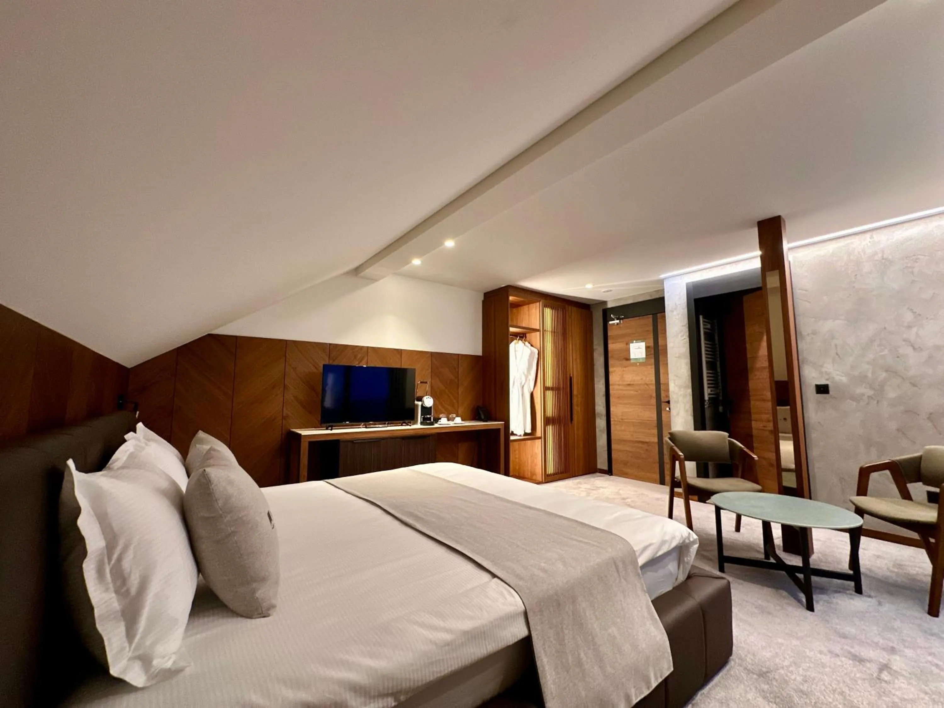 Hôtel Restaurant & Spa Les Planets