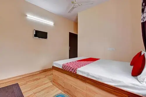Standard Double Room - single occupancy in Hotel O The Harsa Inn Standard Double Room - single occupancy in Hotel O The Harsa Inn