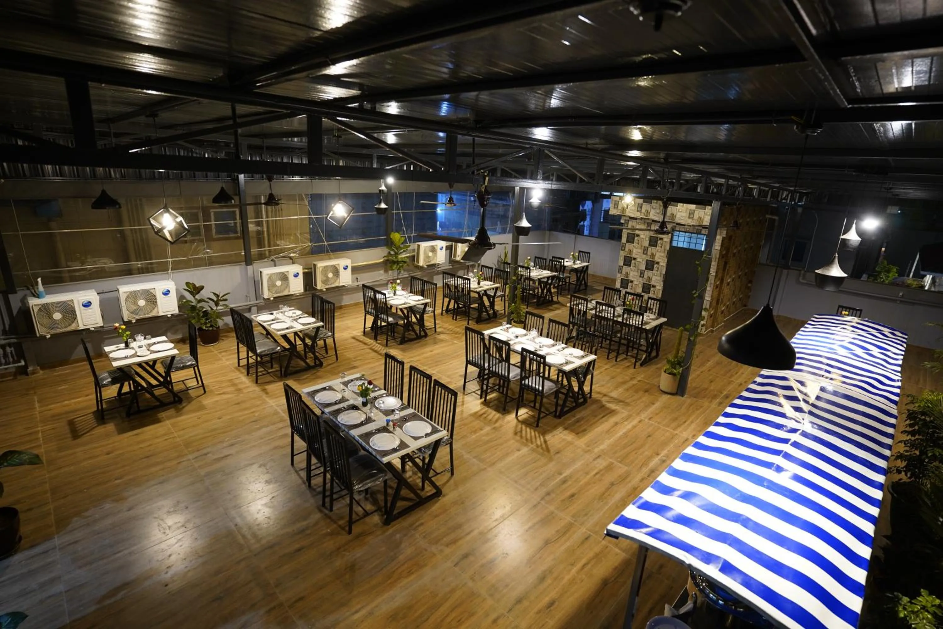 Restaurant/places to eat in Sai Bliss International, Manyata Tech Park