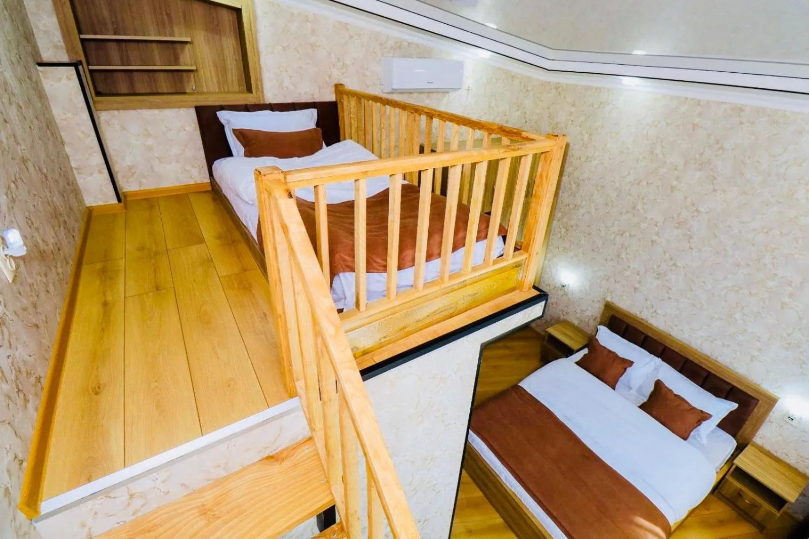 Bed in Hotel Evergreen