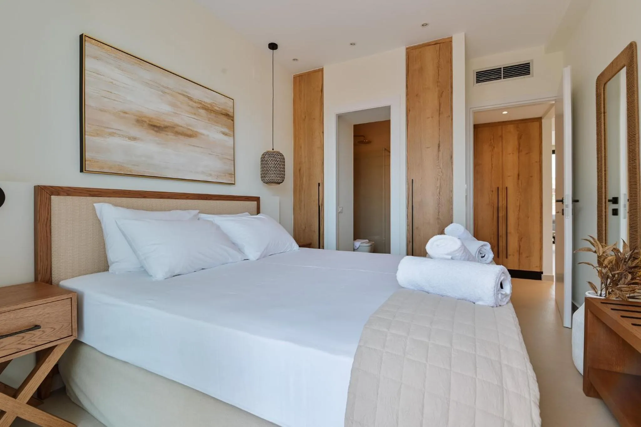 Photo of the whole room, Bed in Melior Luxury Villas
