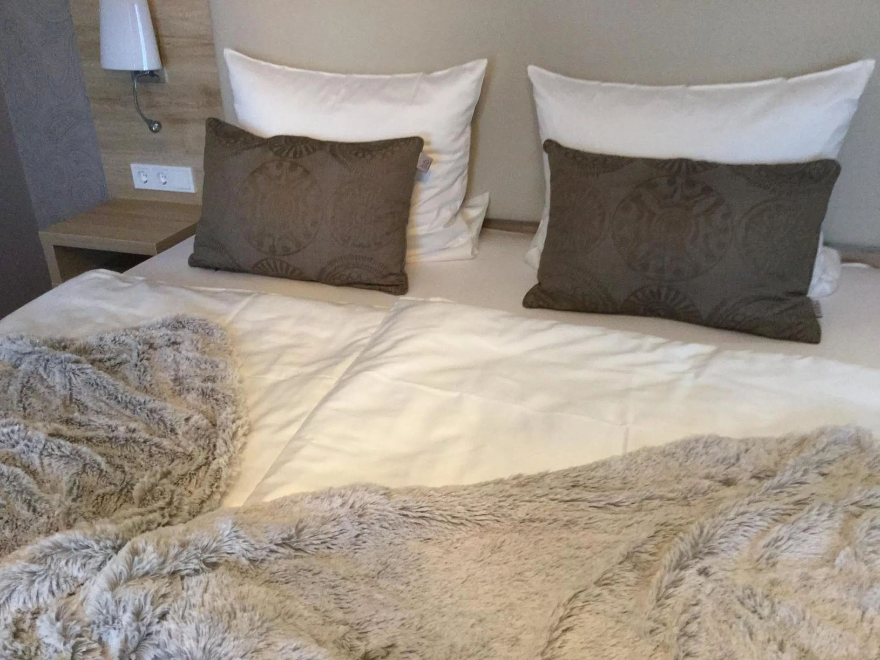 Decorative detail, Bed in Weingut Bastian