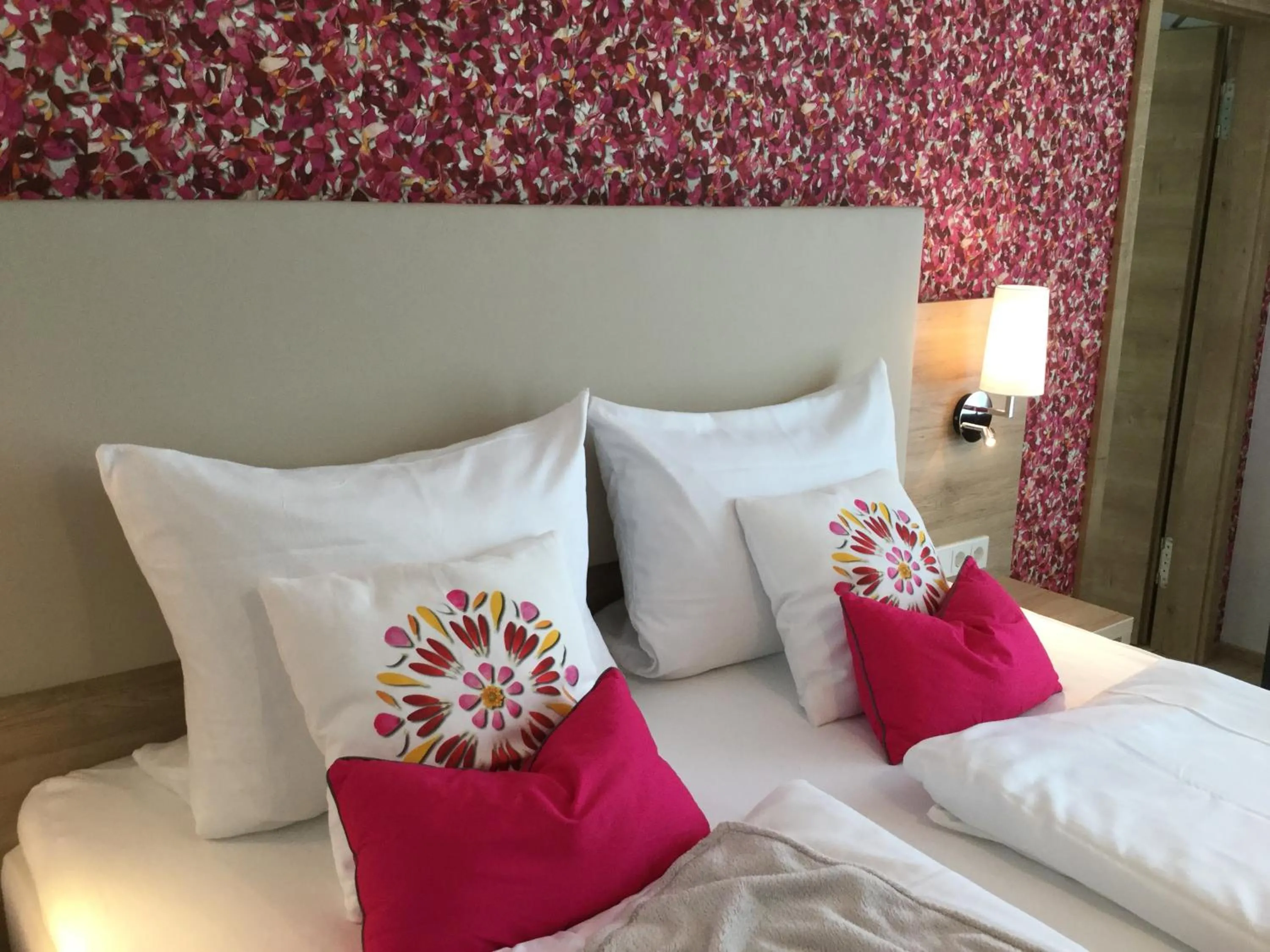 Photo of the whole room, Bed in Weingut Bastian