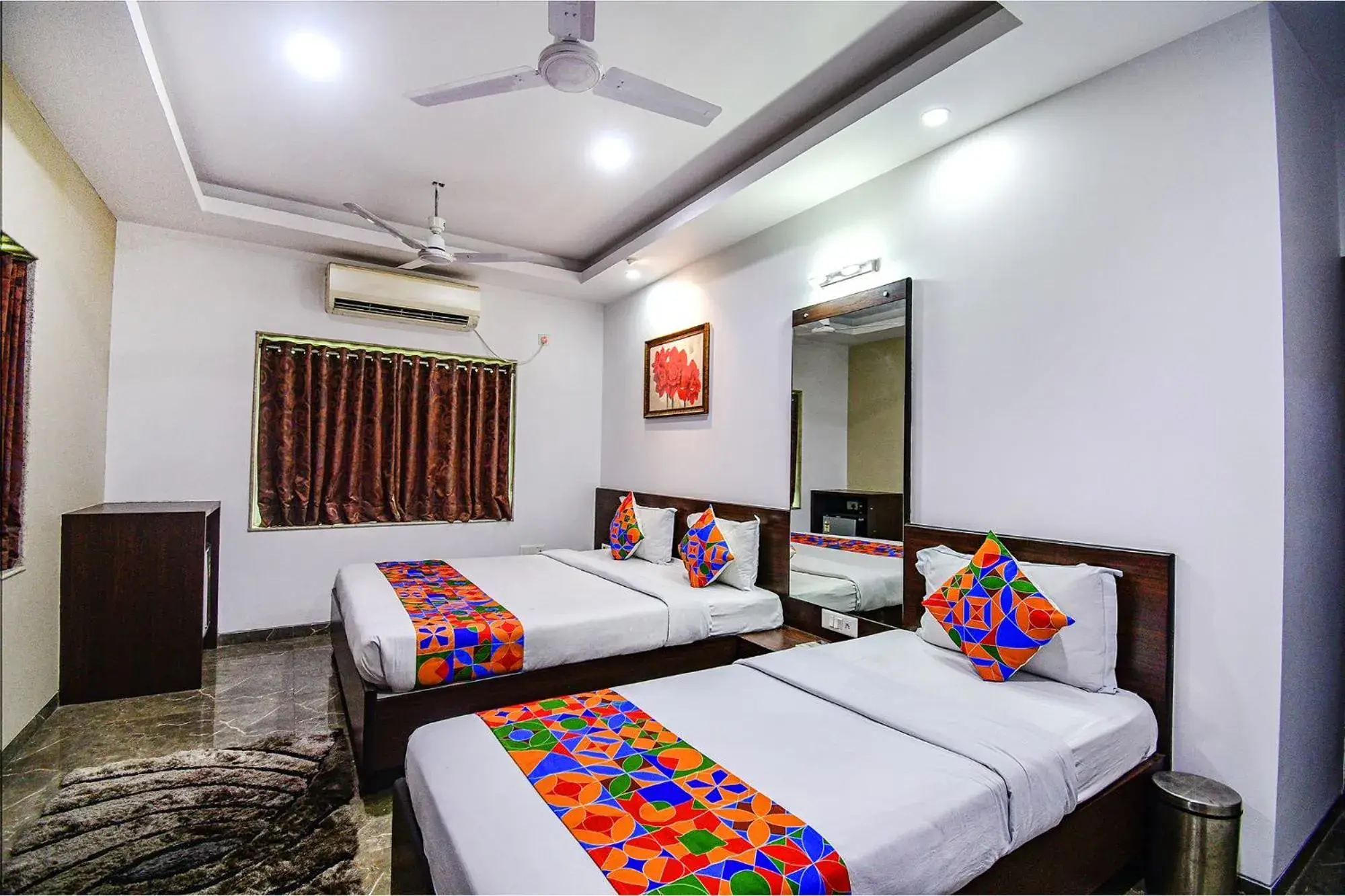 Bed in FabHotel Rani Tower - Chinar Park Bed in FabHotel Rani Tower - Chinar Park