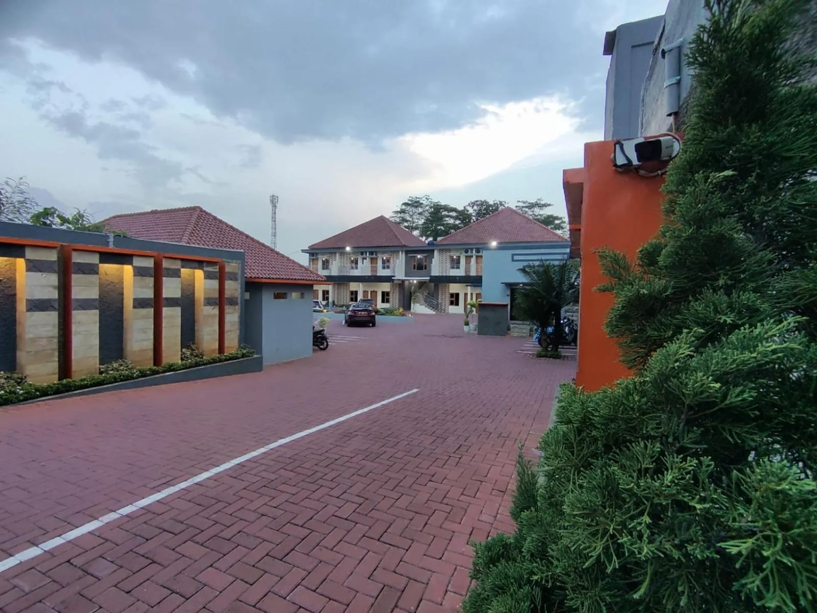 Property building in Hotel Cibening