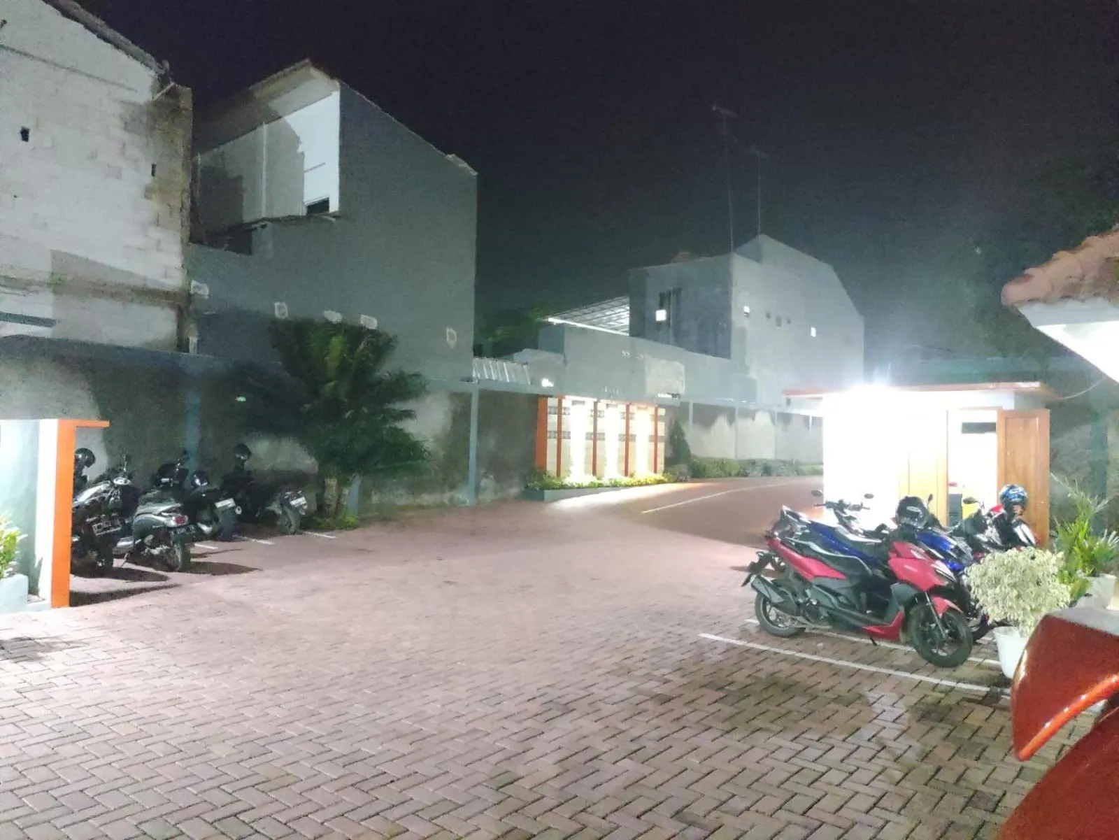 Property building in Hotel Cibening