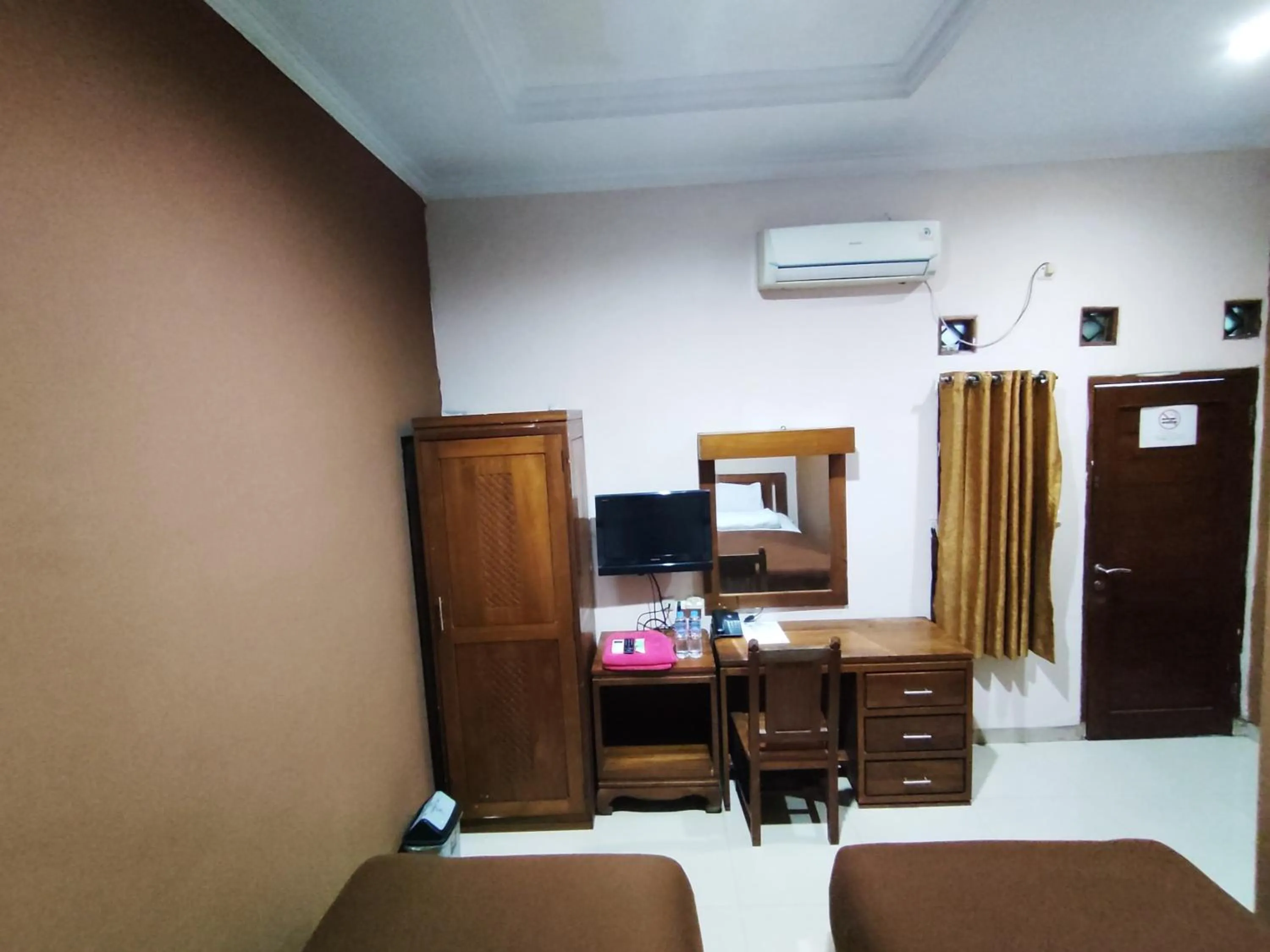 Bedroom in Hotel Cibening