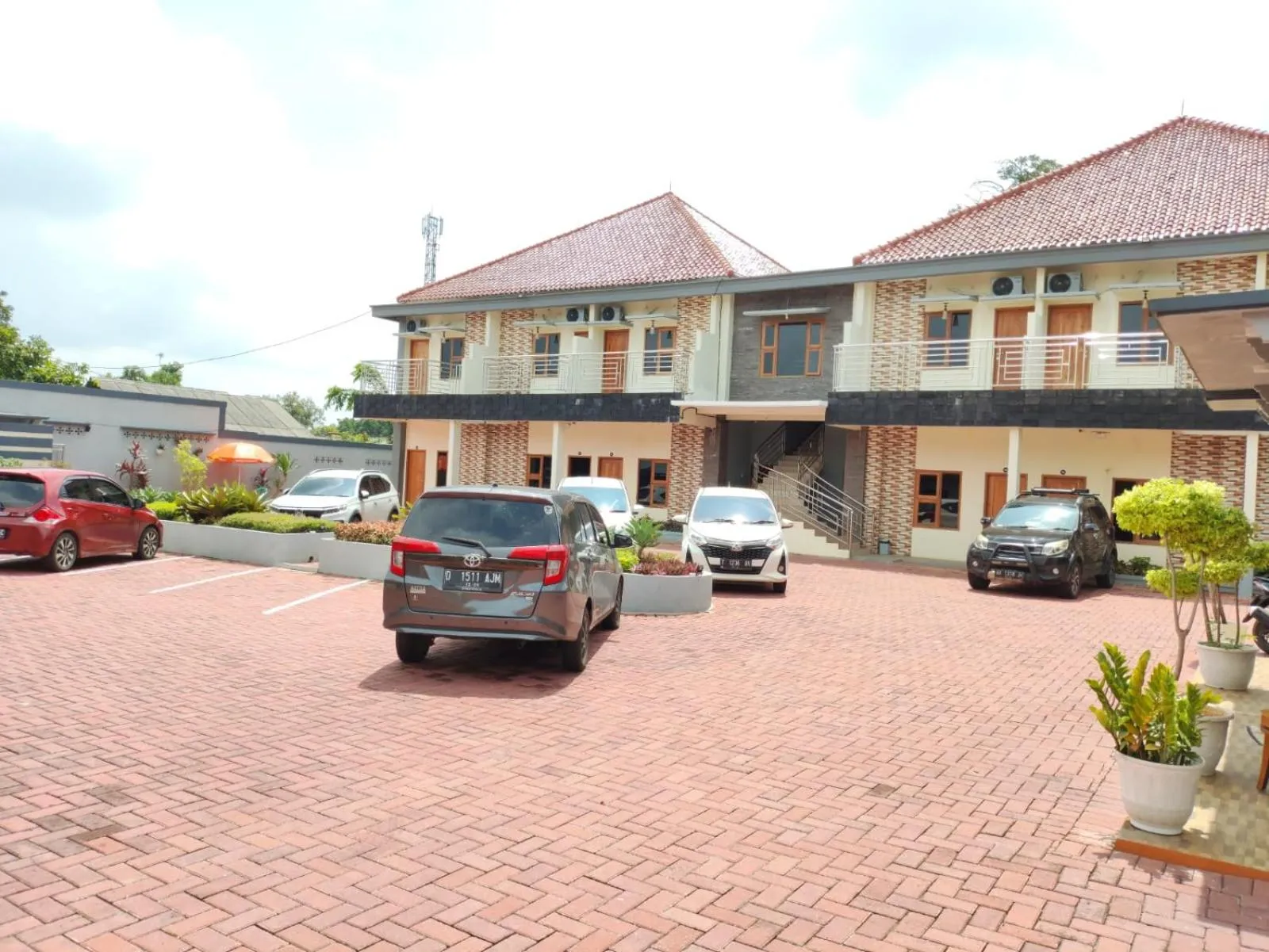 Property building in Hotel Cibening