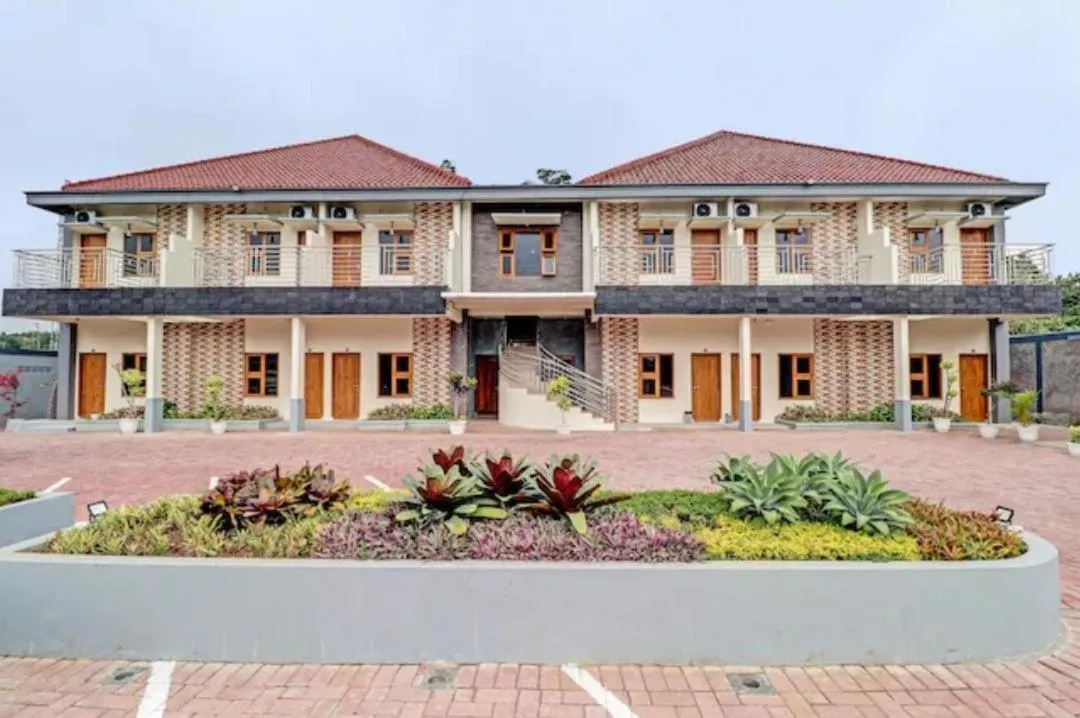 Property building in Hotel Cibening