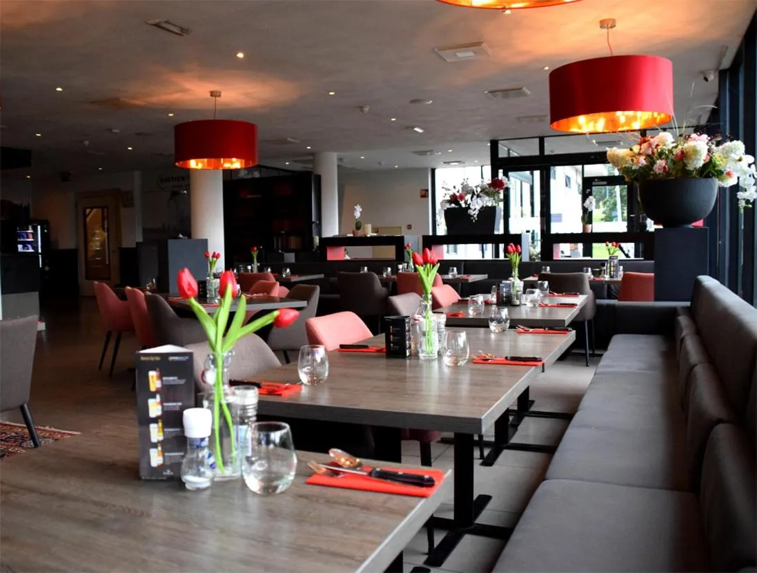 Restaurant/places to eat in Bastion Hotel Breda