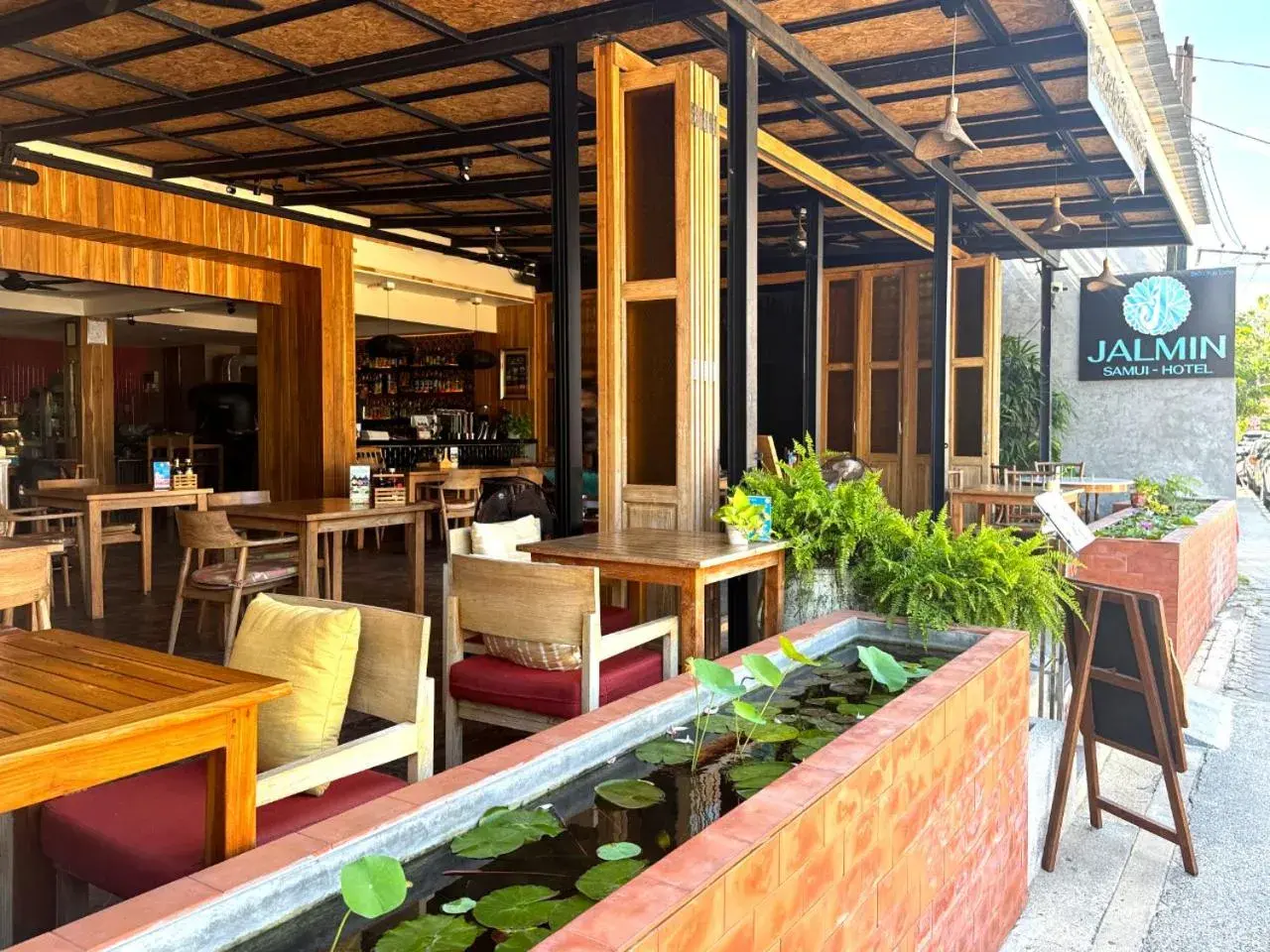 Restaurant/places to eat in JALMIN Hotel Samui Restaurant/places to eat in JALMIN Hotel Samui