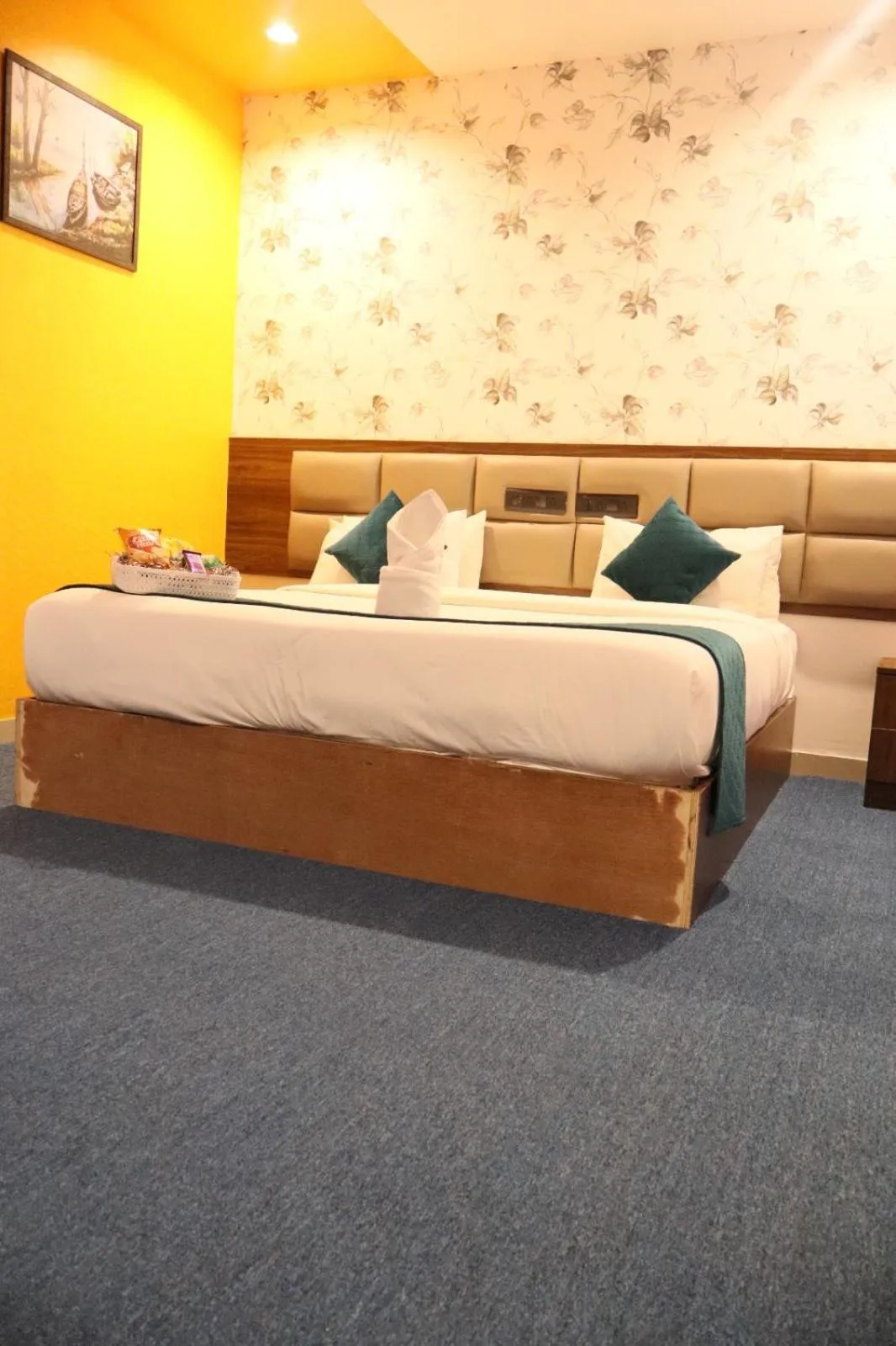 Bed in The Elite Hotel