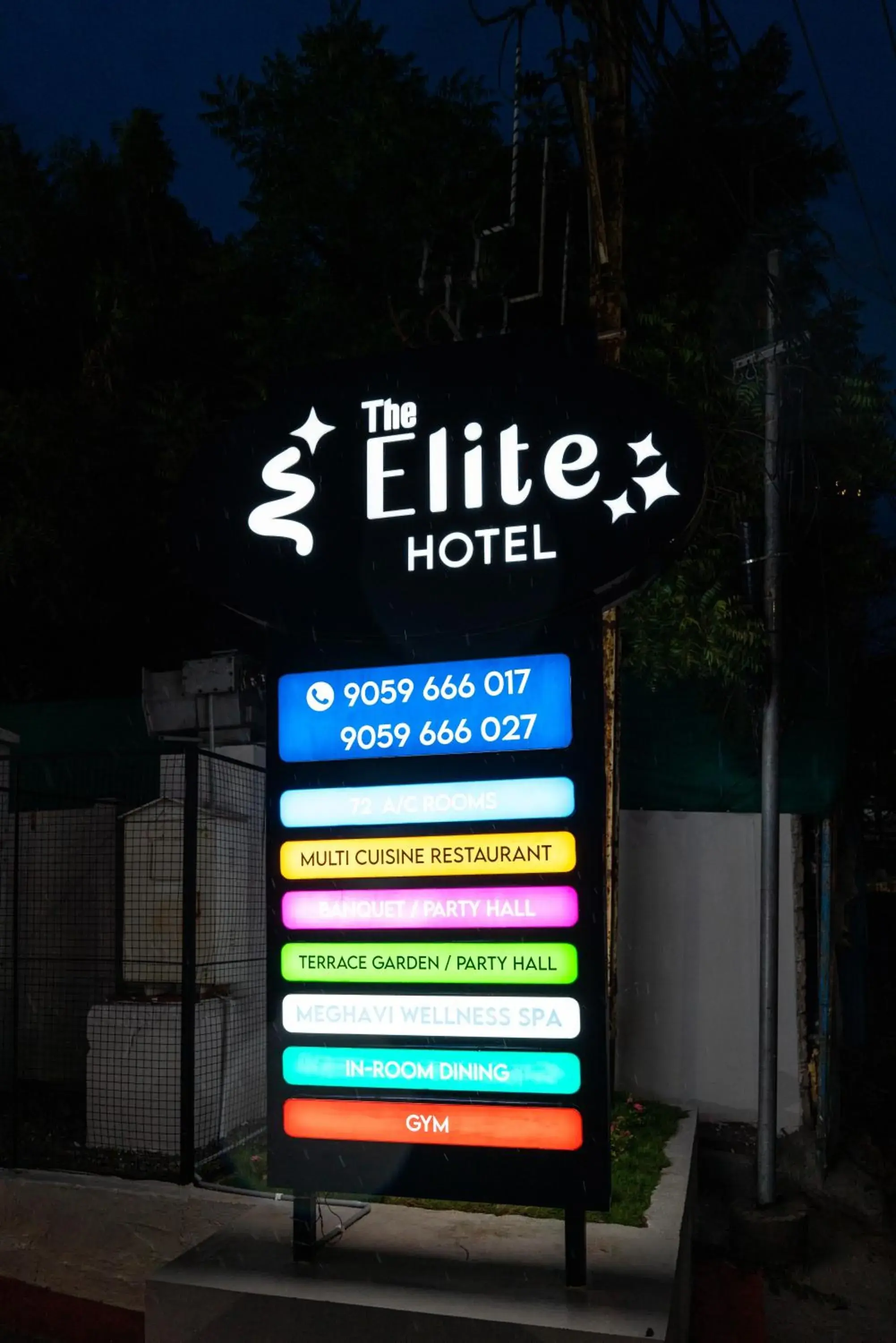 Facade/entrance in The Elite Hotel Facade/entrance in The Elite Hotel