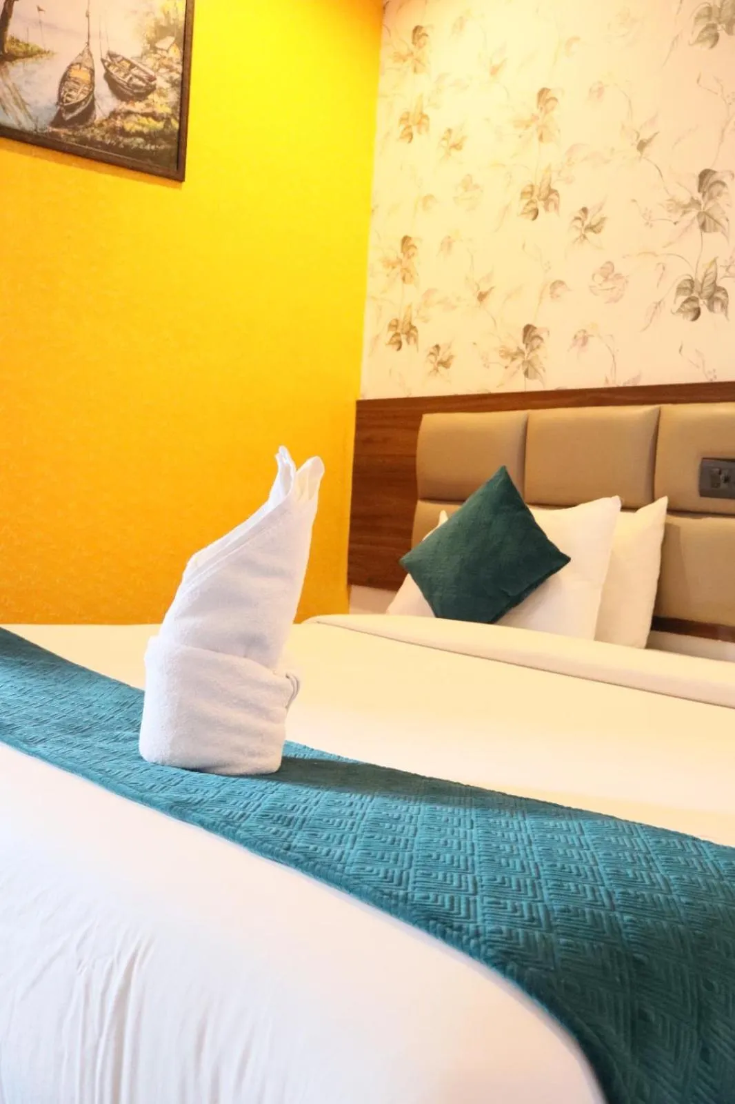 Bed in The Elite Hotel