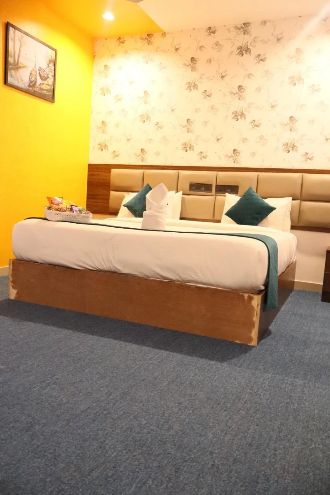 Bed in The Elite Hotel