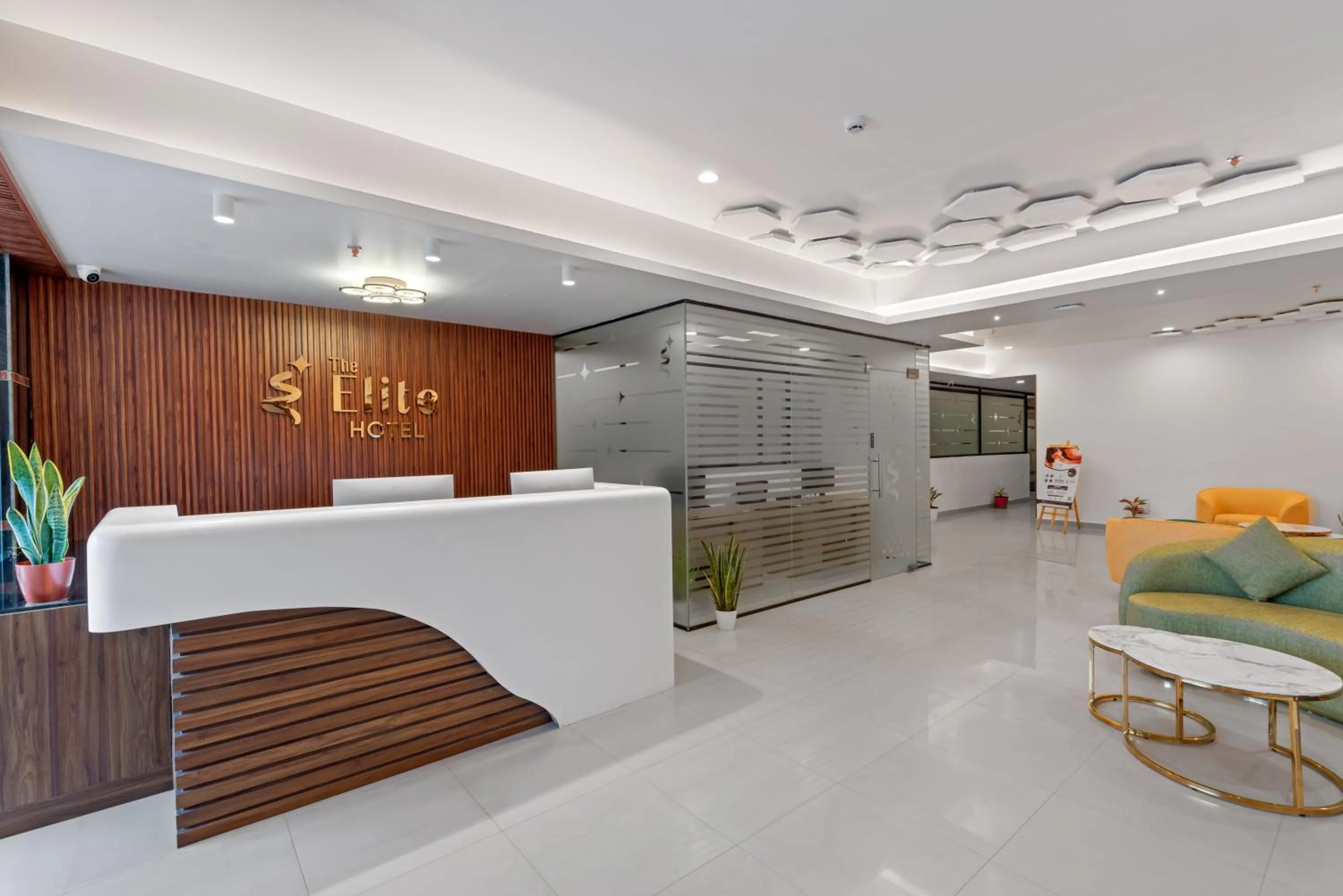 Lobby or reception in The Elite Hotel