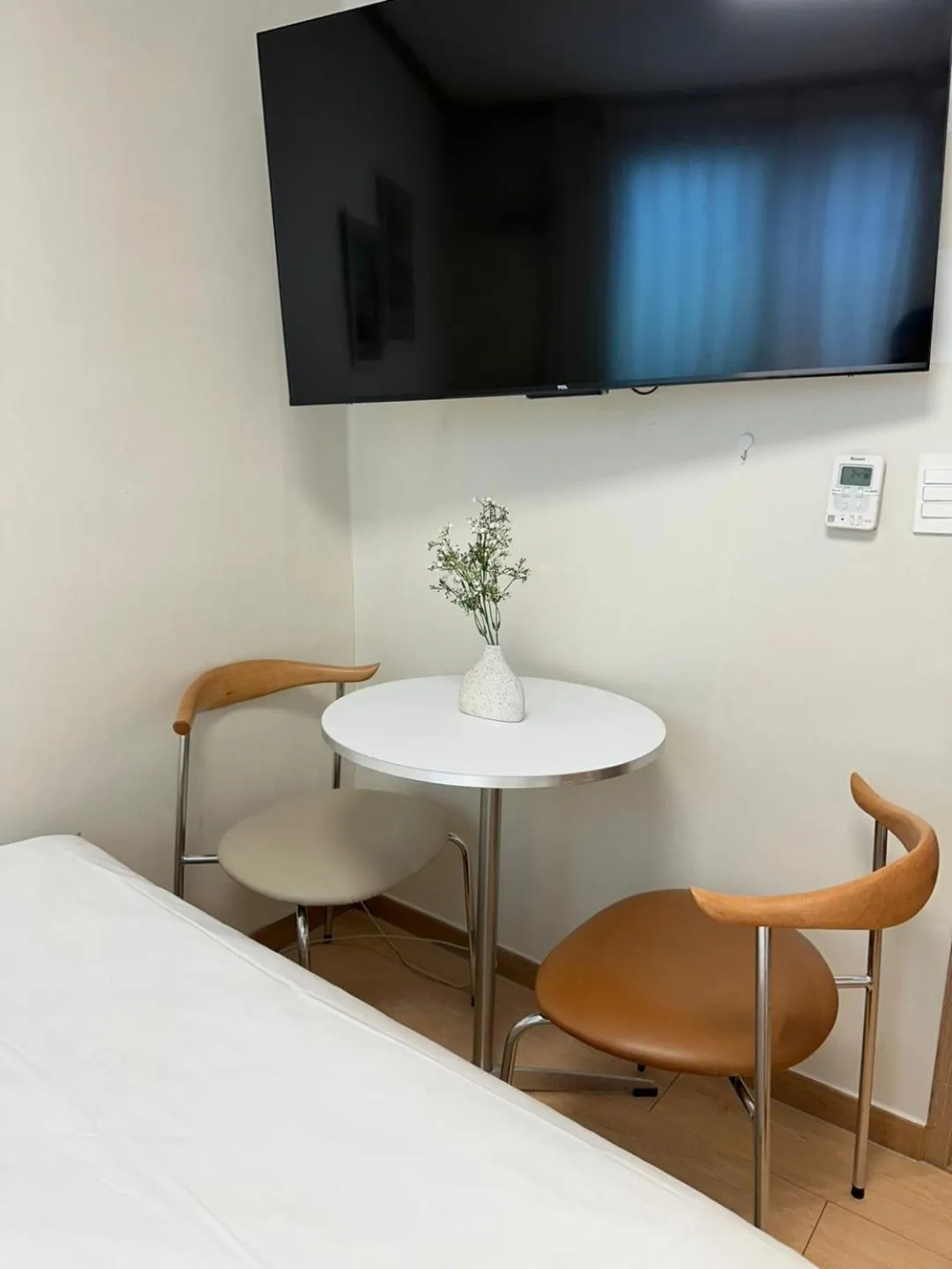 TV and multimedia, Bed in SSH Icon Hostel