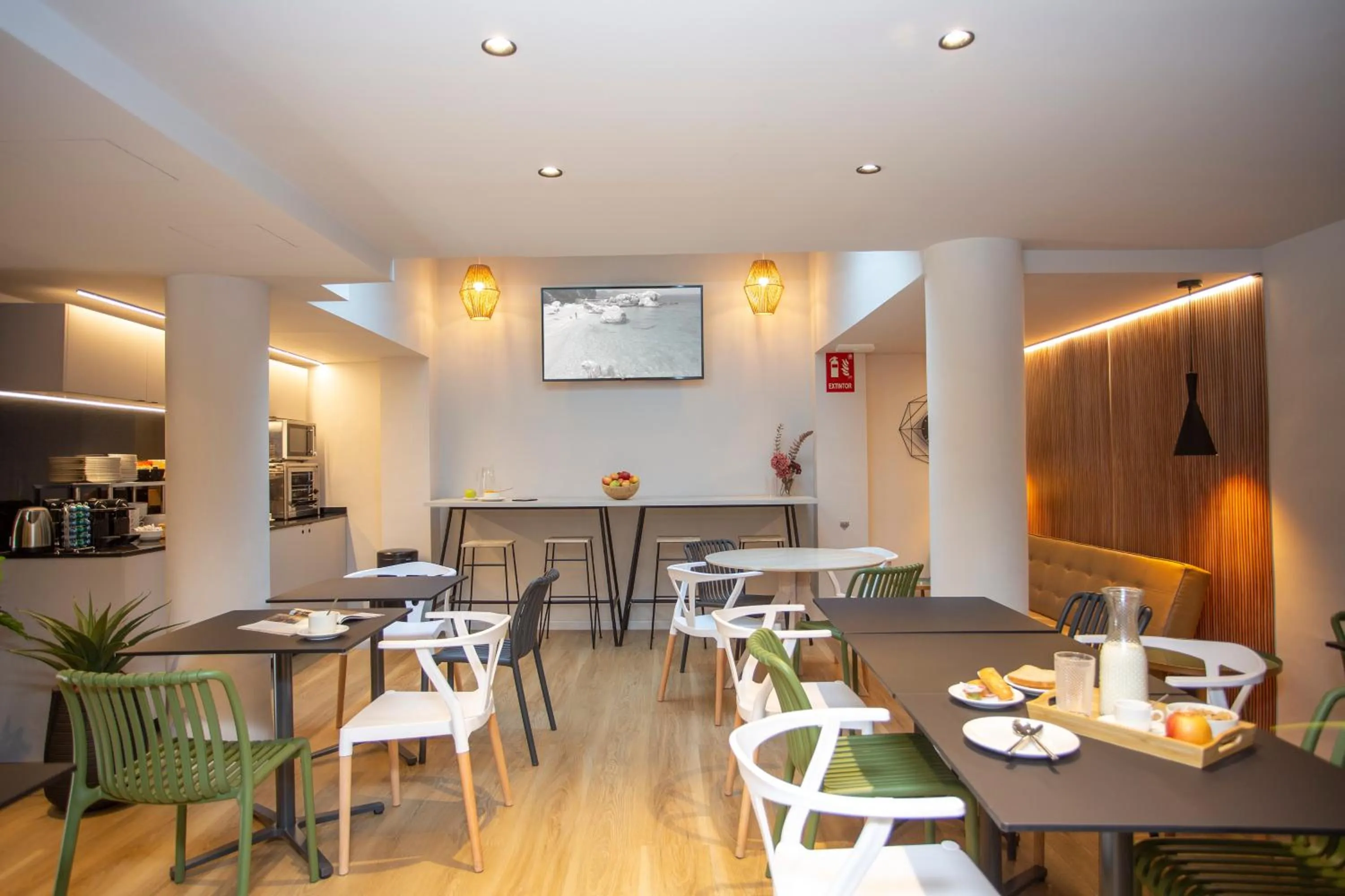 Buffet breakfast in Aila II Hotel Boutique by SingularStays - Digital Access