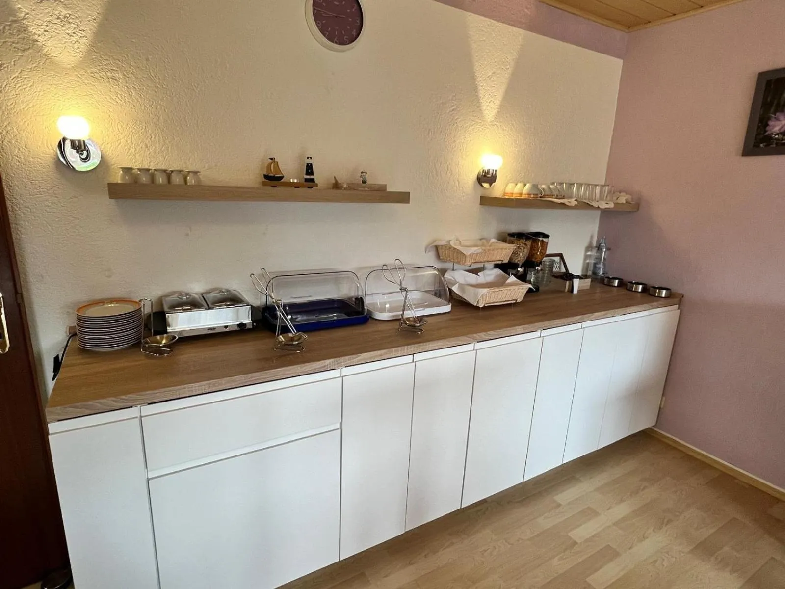 Breakfast in Pension Döser Strand