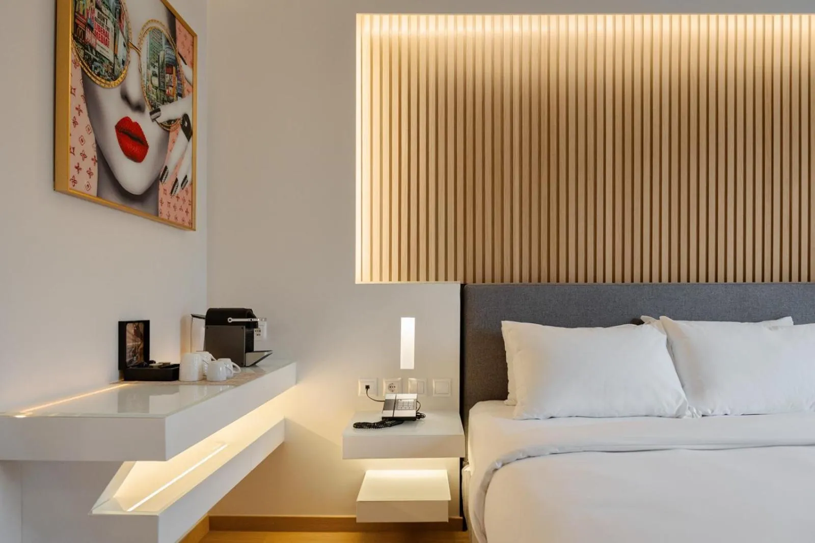 Bedroom, Bed in Kreoli Hotel