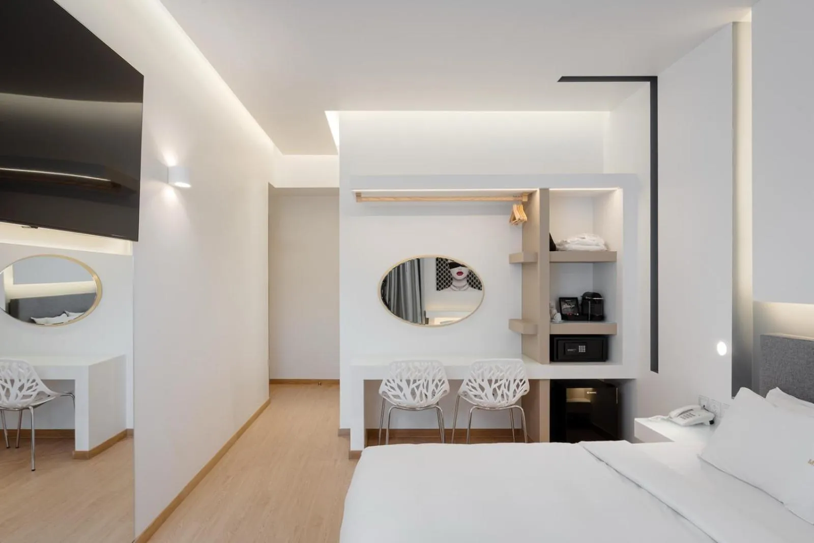 Bedroom, Bed in Kreoli Hotel