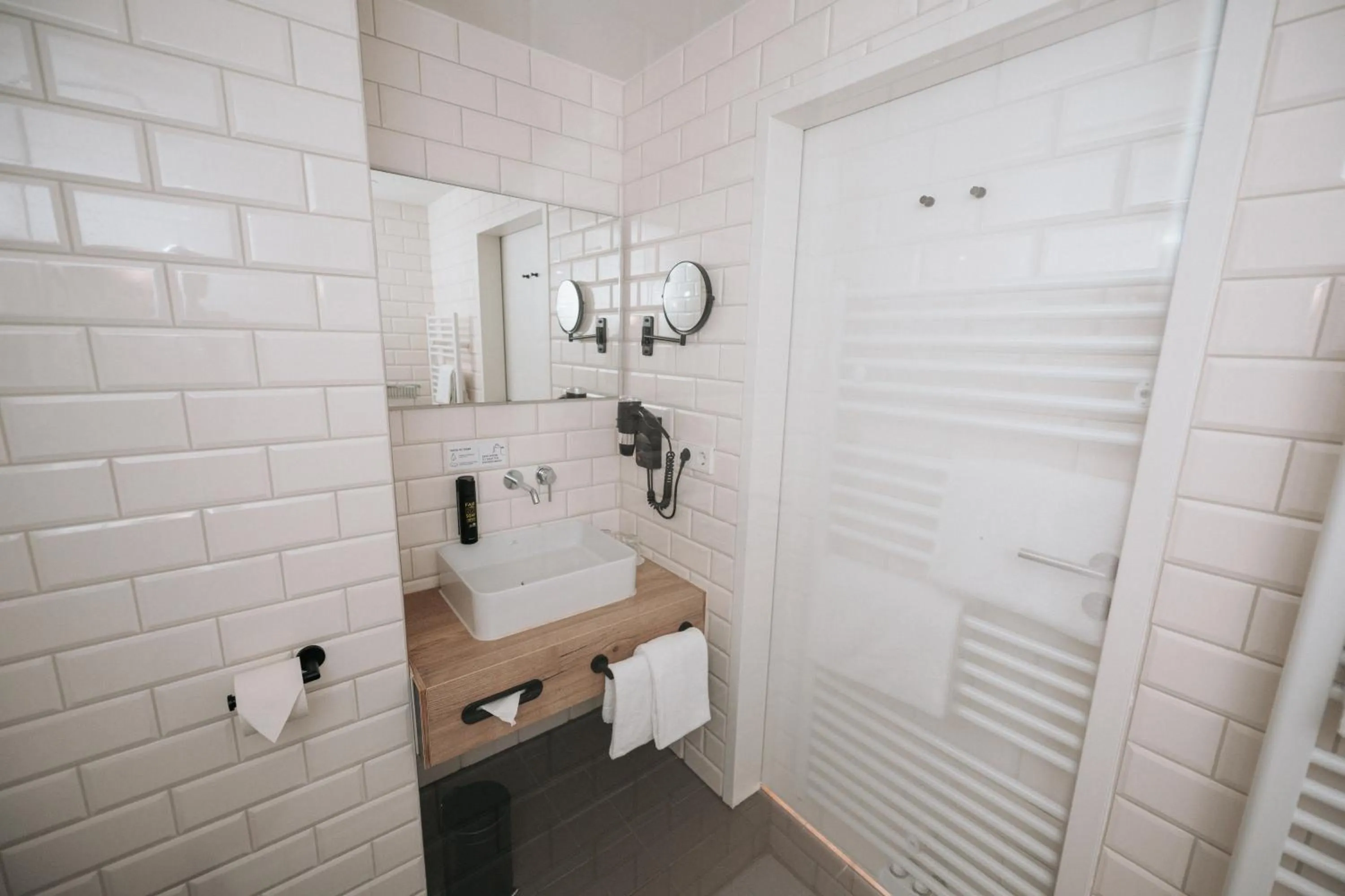 Bathroom in Alpenglühen Smart Hotel