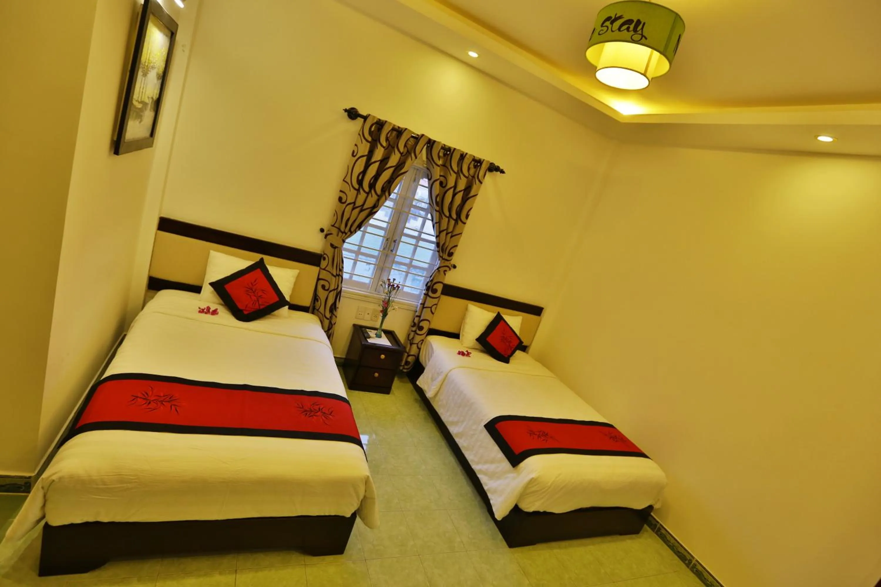 Photo of the whole room, Bed in Moon's Homestay