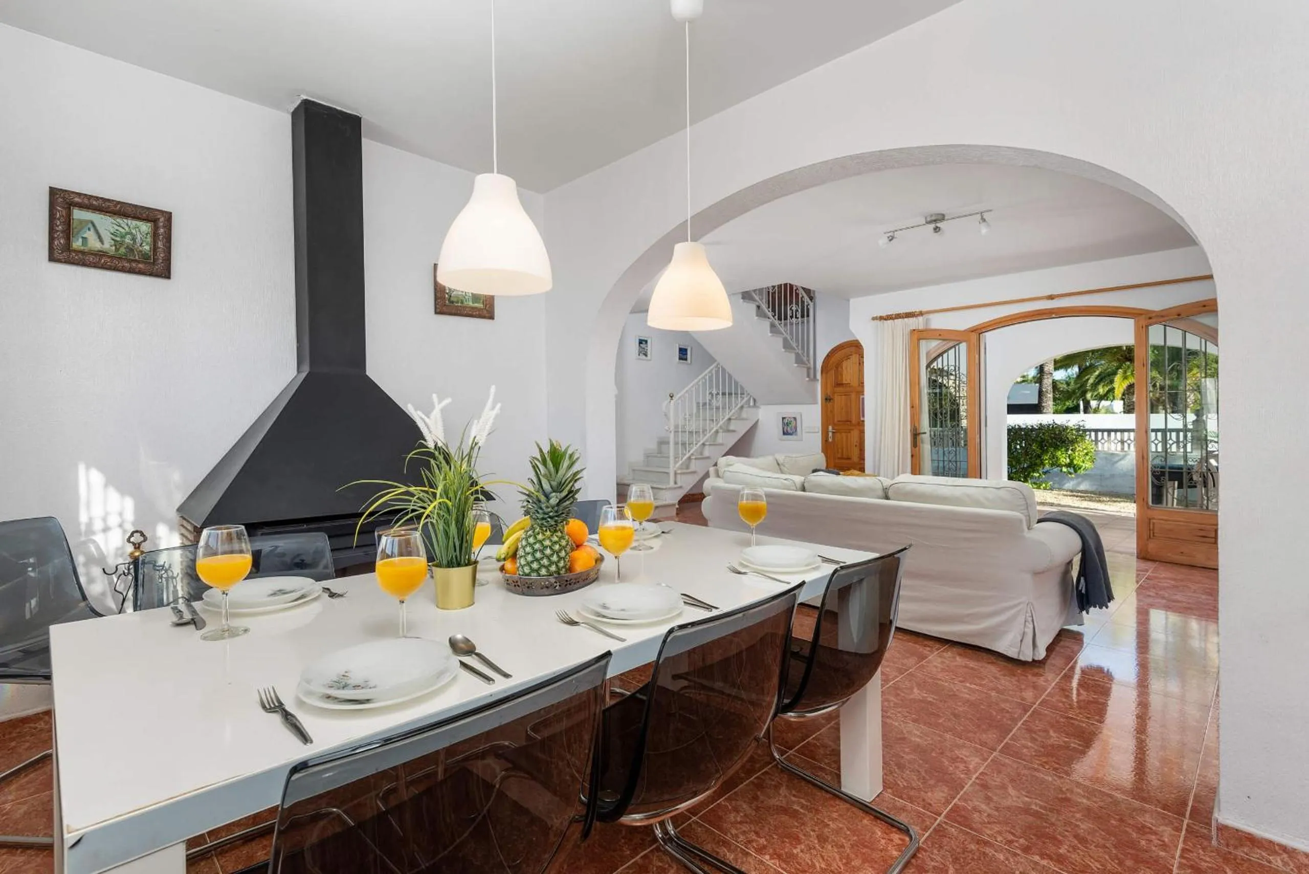 Dining area in Villa Padilla - PlusHolidays