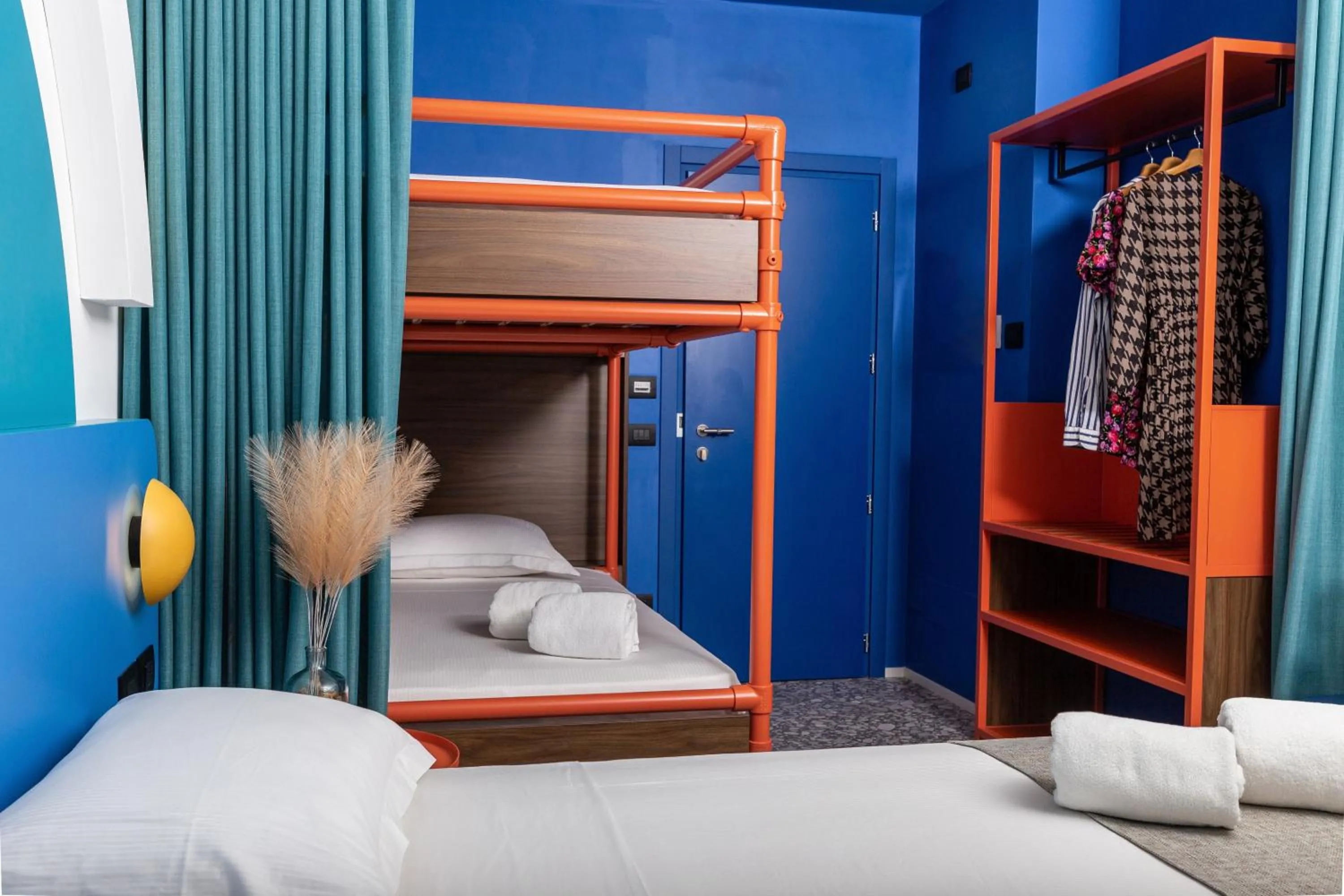 Bedroom, Bed in Hotel Albatros