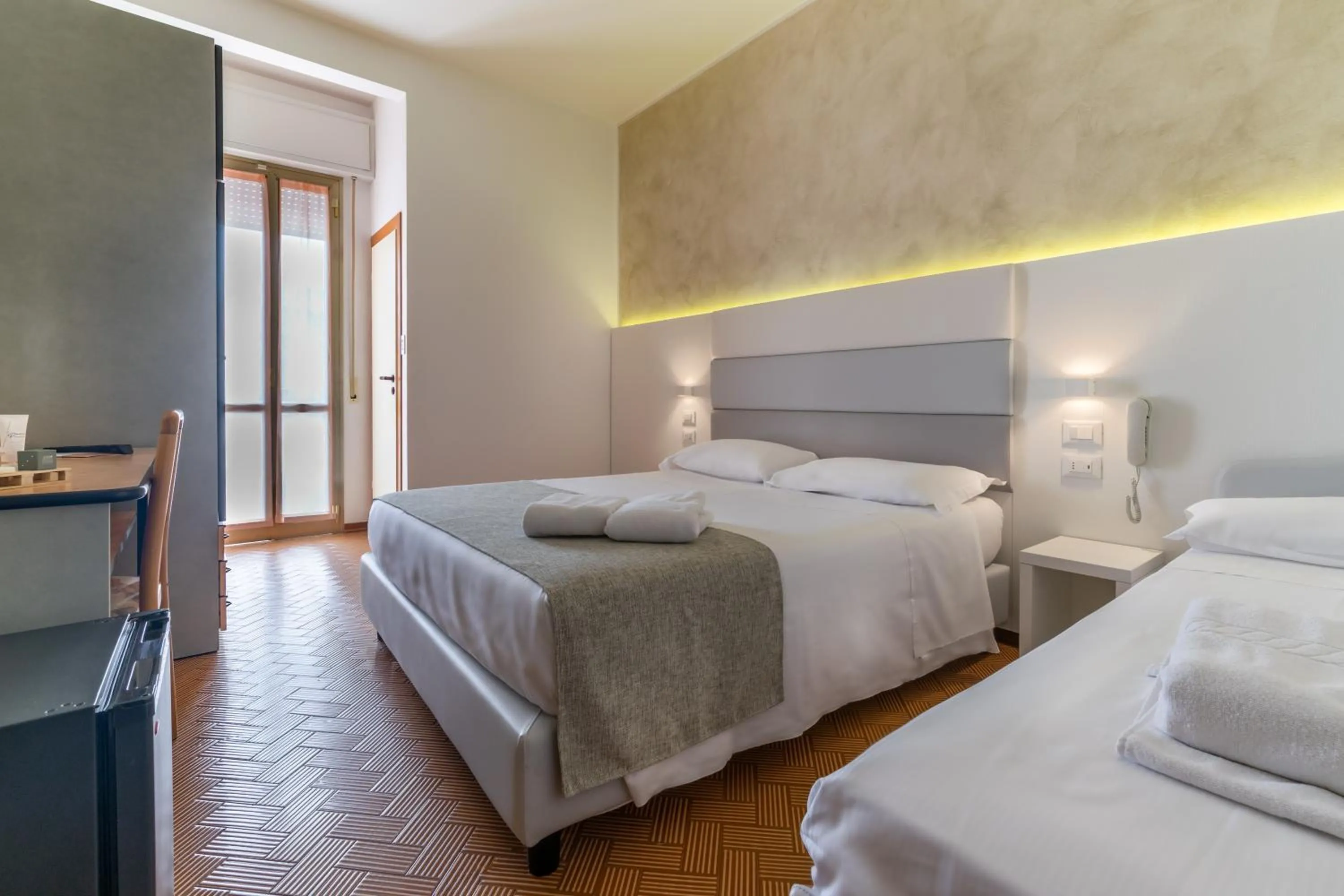 Photo of the whole room, Bed in Hotel Albatros
