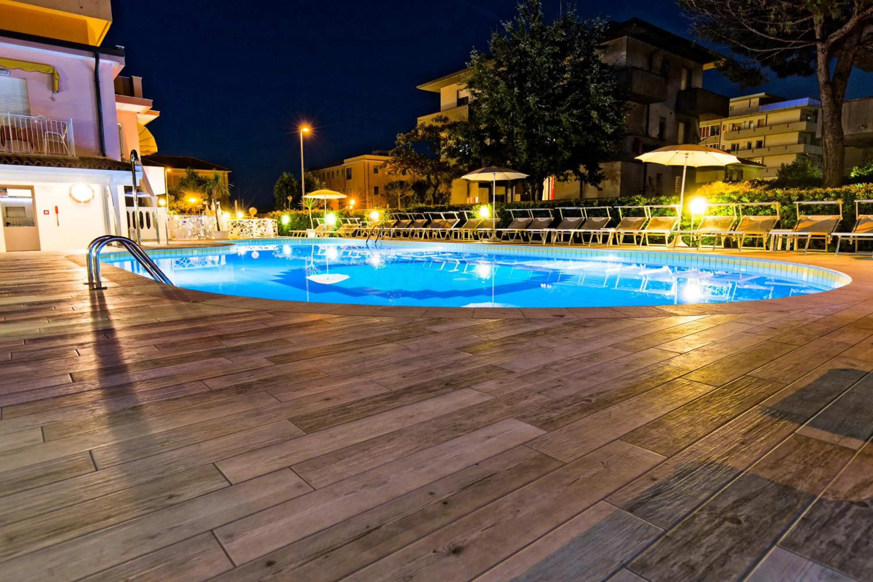 Pool view in Hotel Albatros
