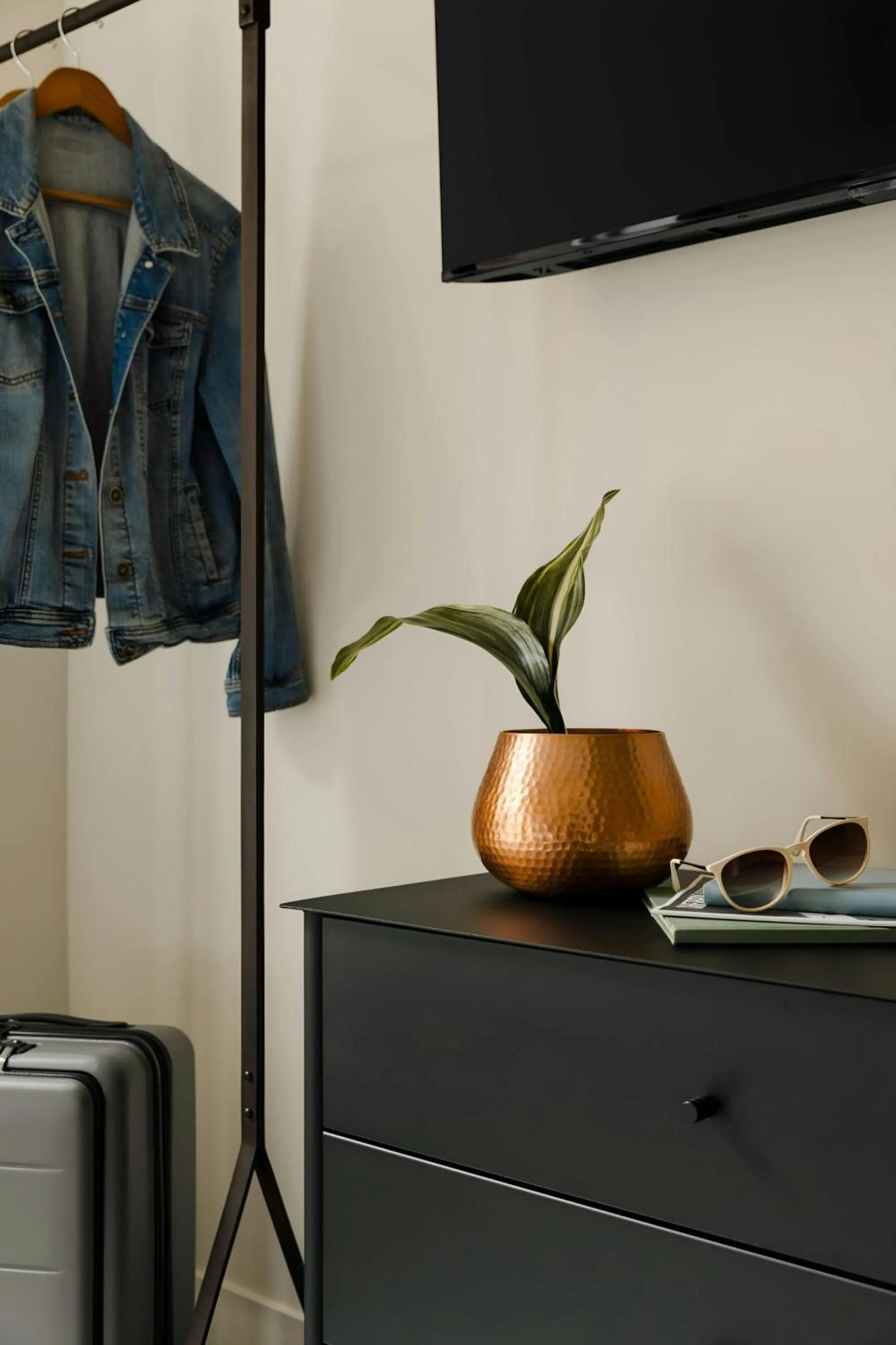 Bedroom in Sonder The Artesian