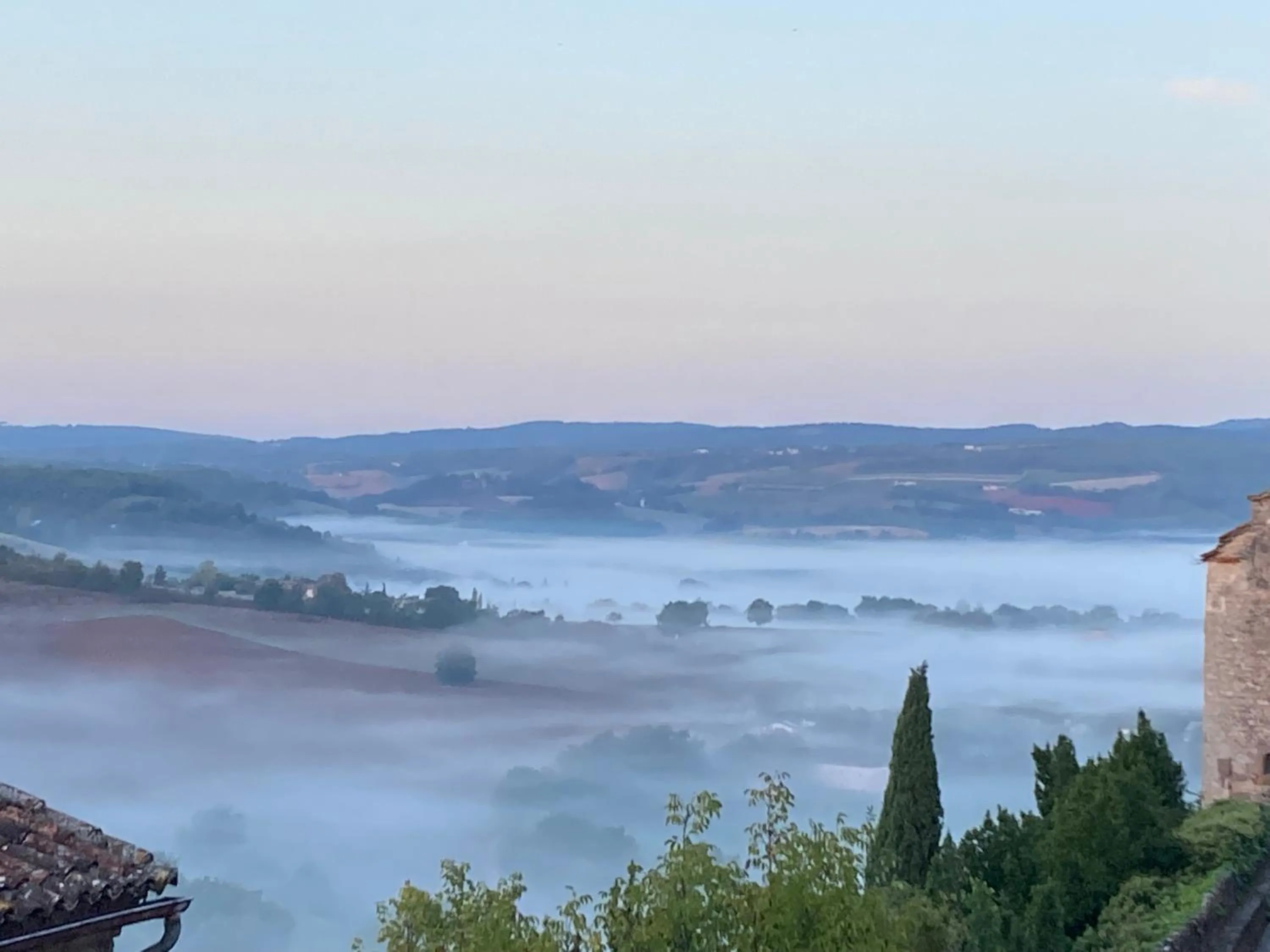 View (from property/room) in le secret du chat