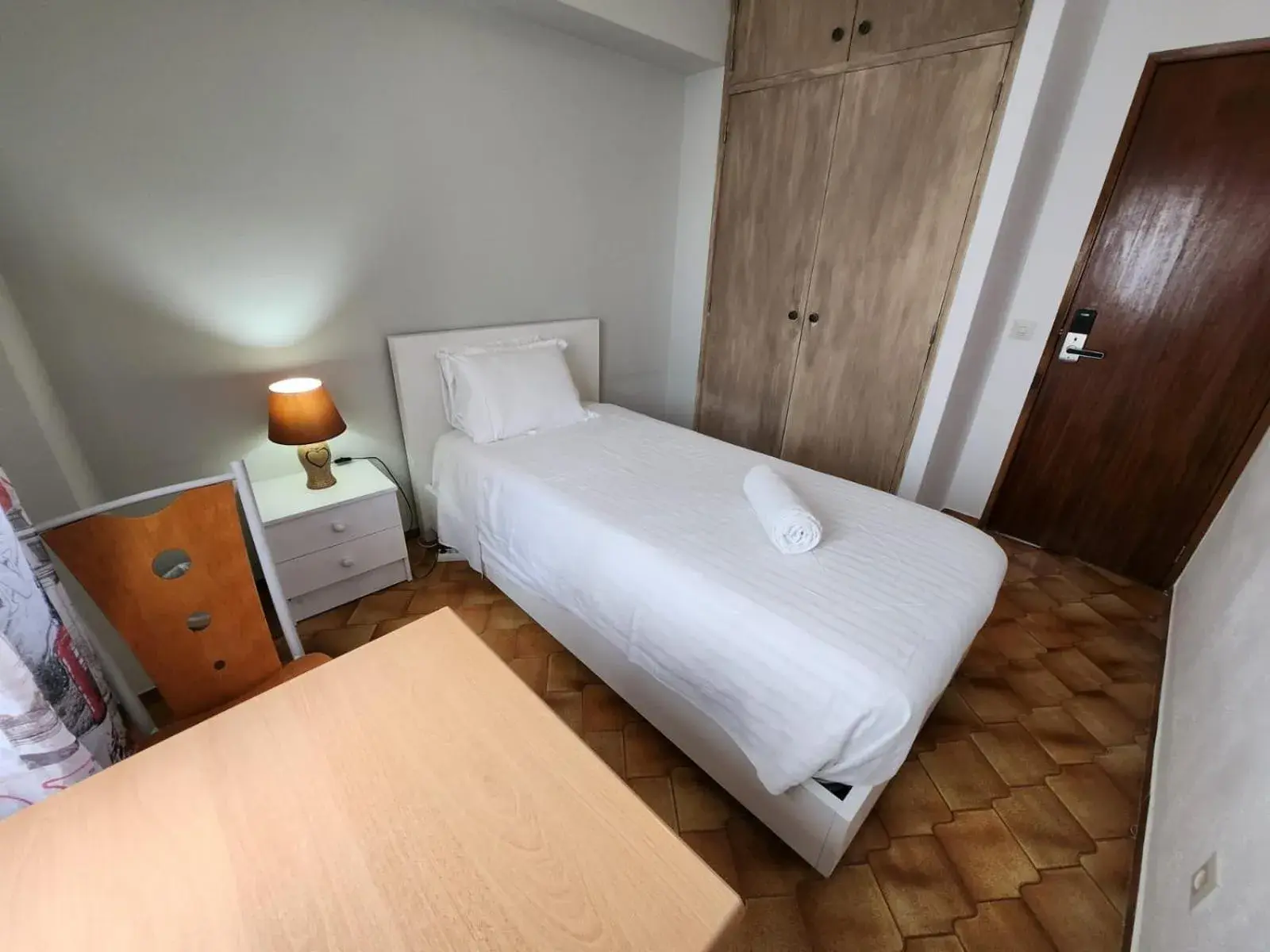 Single Room with Shared Toilet in Casa do Sol Algarve Single Room with Shared Toilet in Casa do Sol Algarve