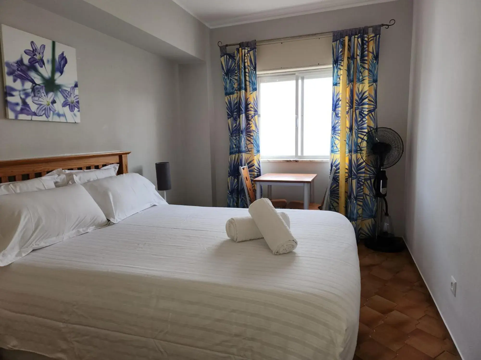 Double Room with Shared Bathroom in Casa do Sol Algarve Double Room with Shared Bathroom in Casa do Sol Algarve