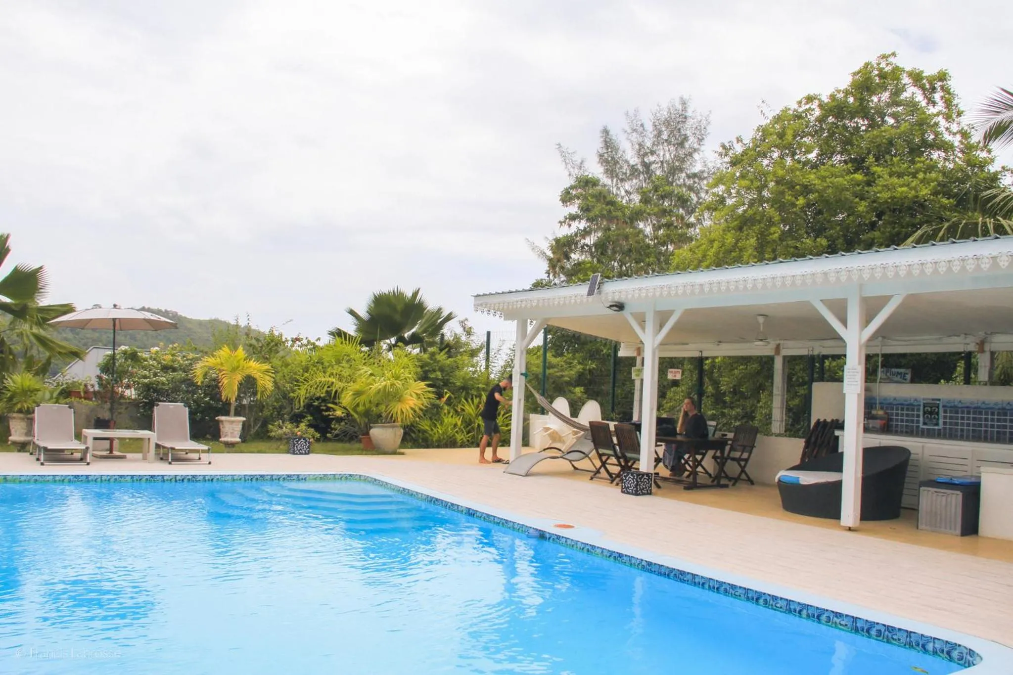 Swimming pool in Residence Monte-Cristo