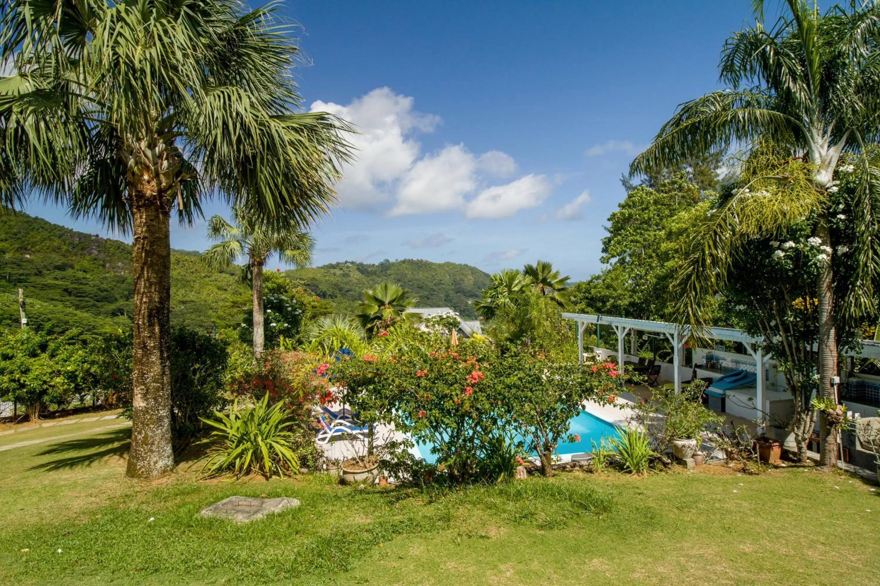 Property building in Residence Monte-Cristo
