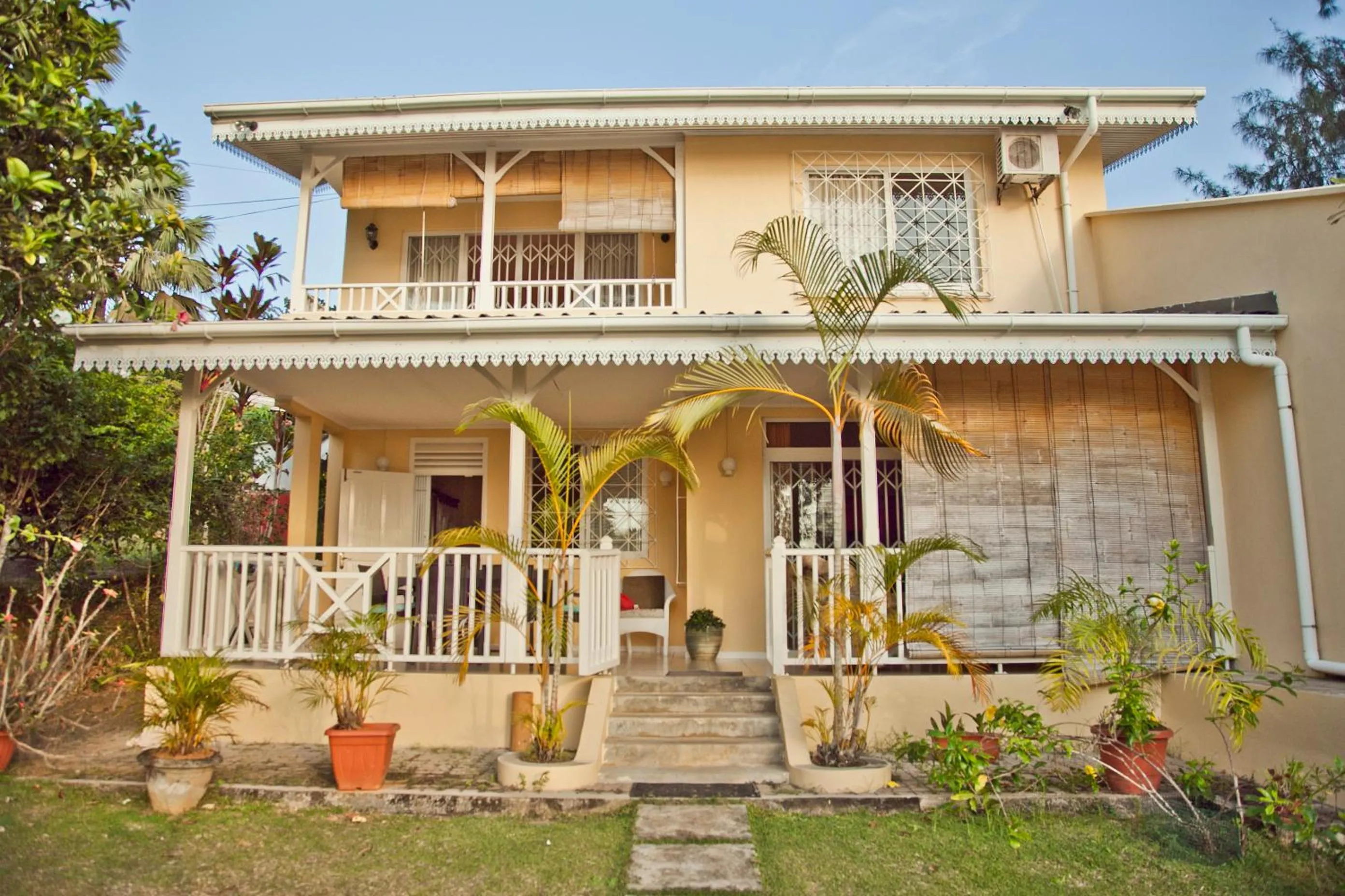 Property building in Residence Monte-Cristo