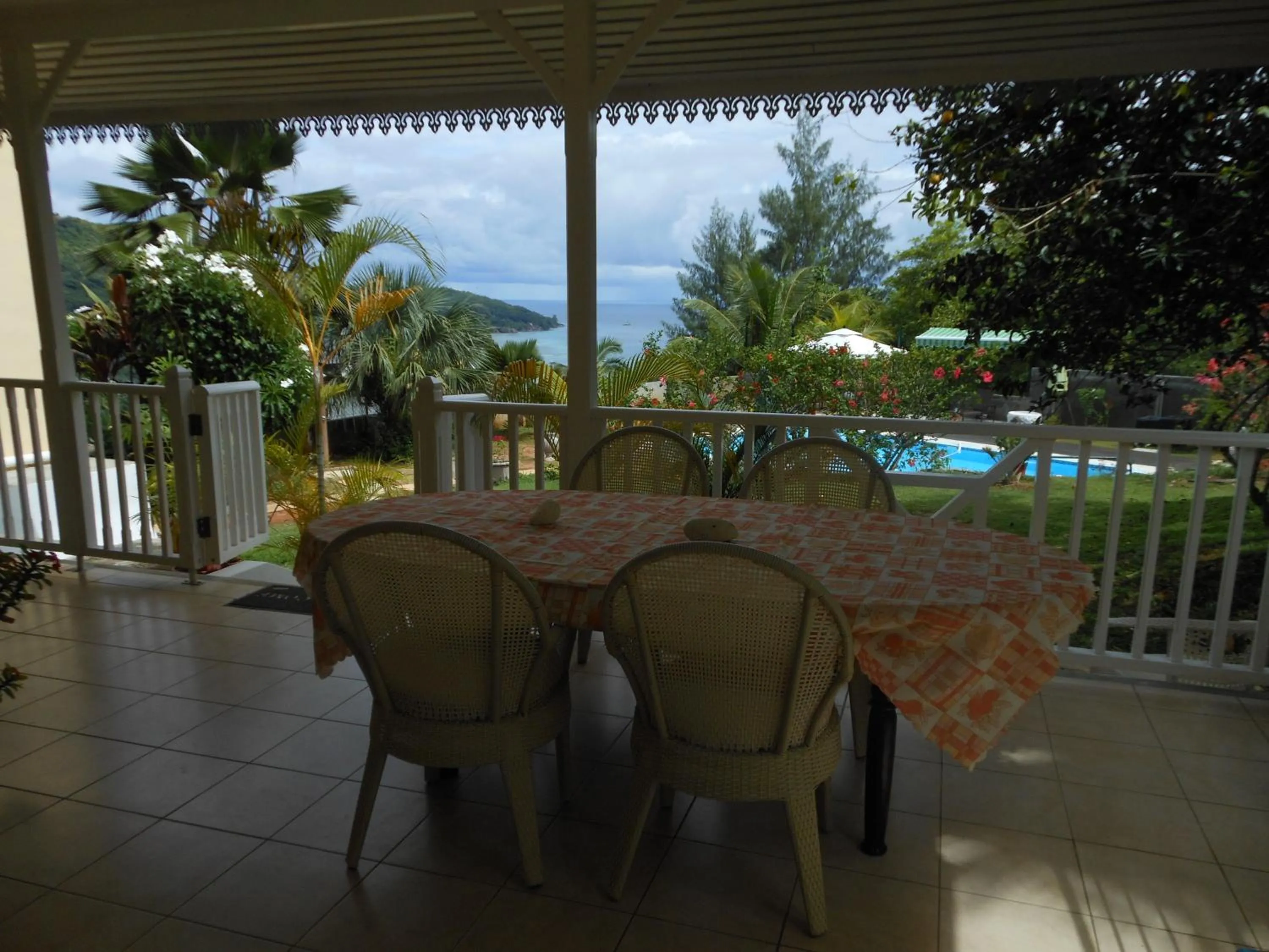 Dining area in Residence Monte-Cristo