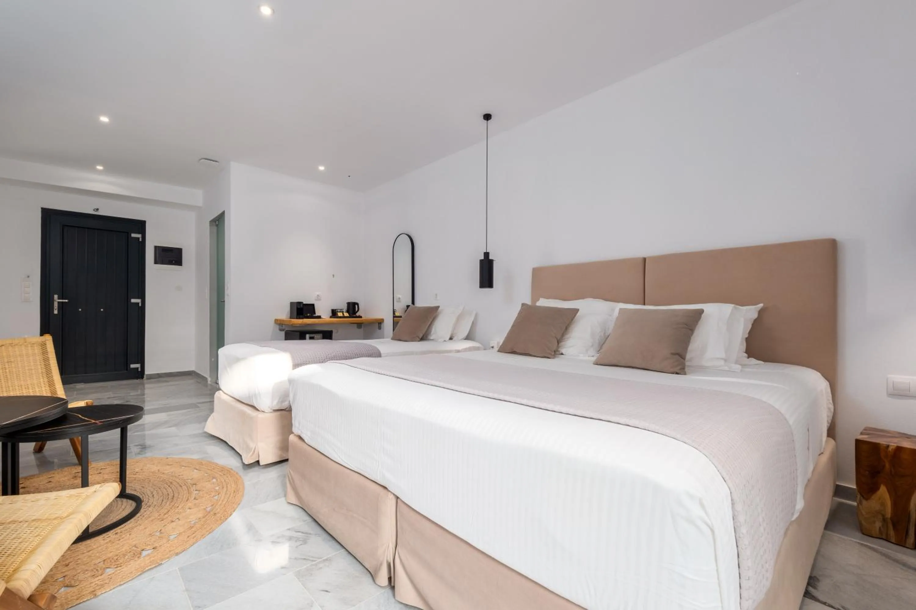 Deluxe Triple Room in Cavo Piso Livadi