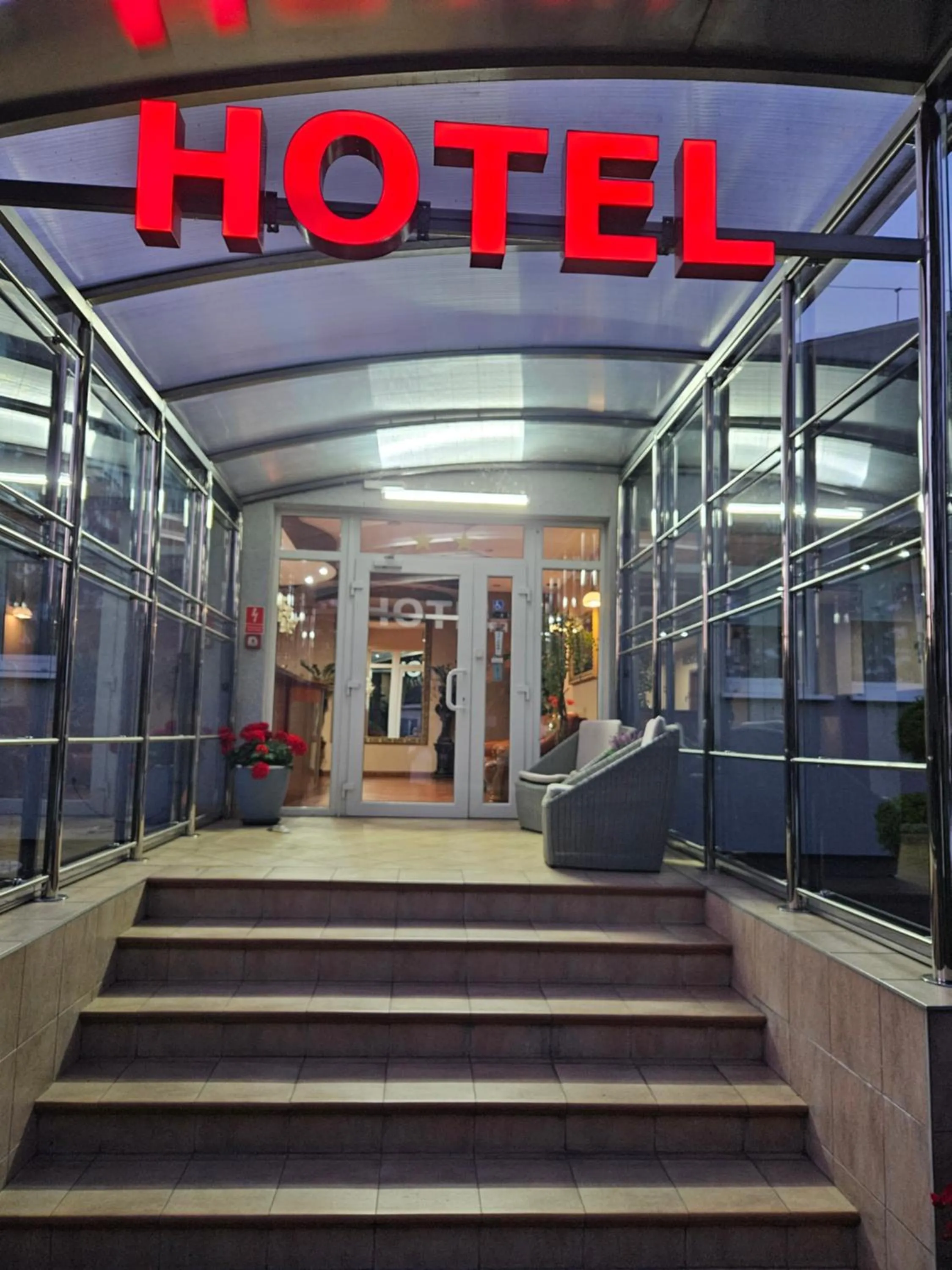 Facade/entrance in Hotel Hawana