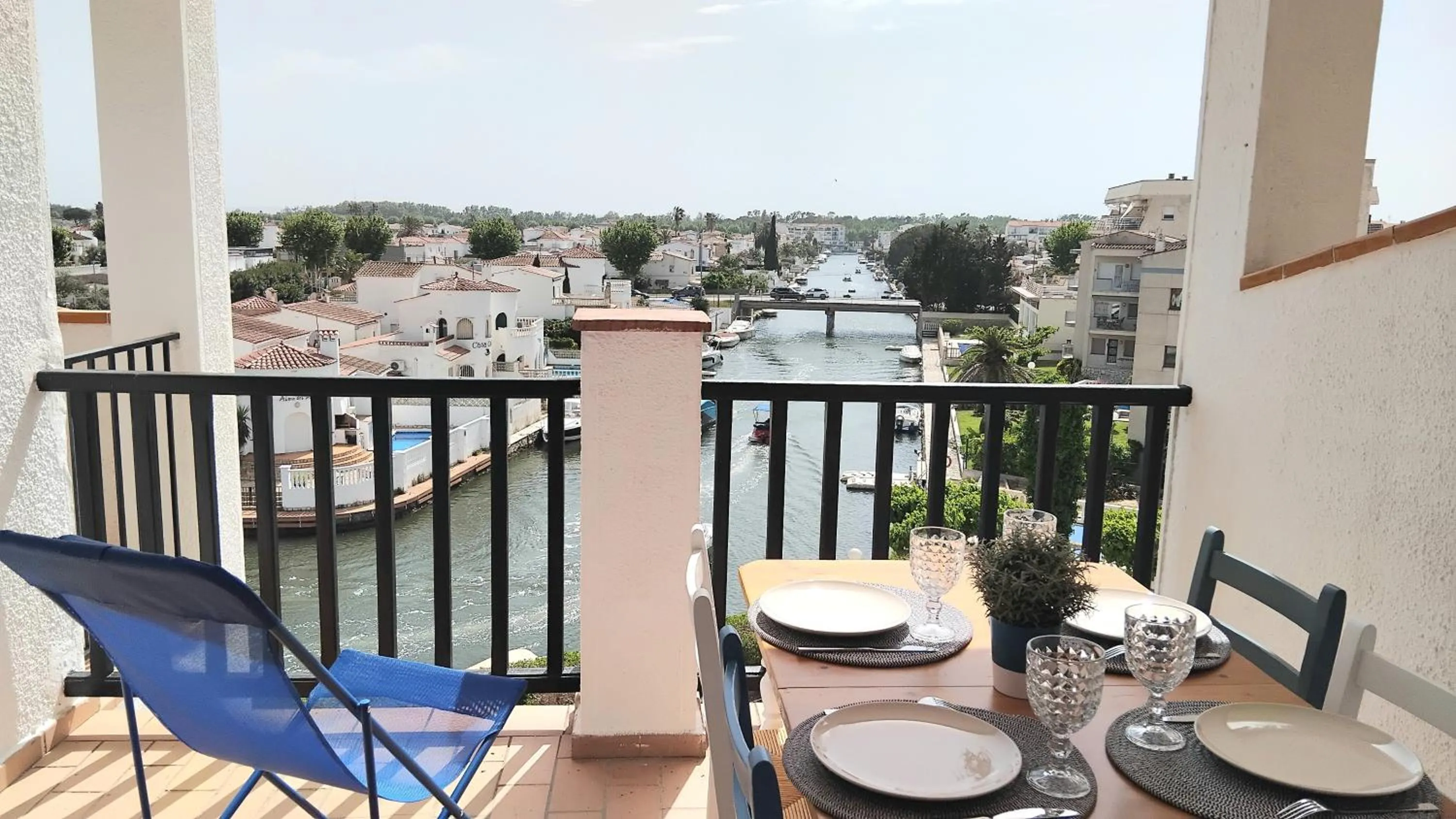 Appartement vue exceptionnelle sur les canaux