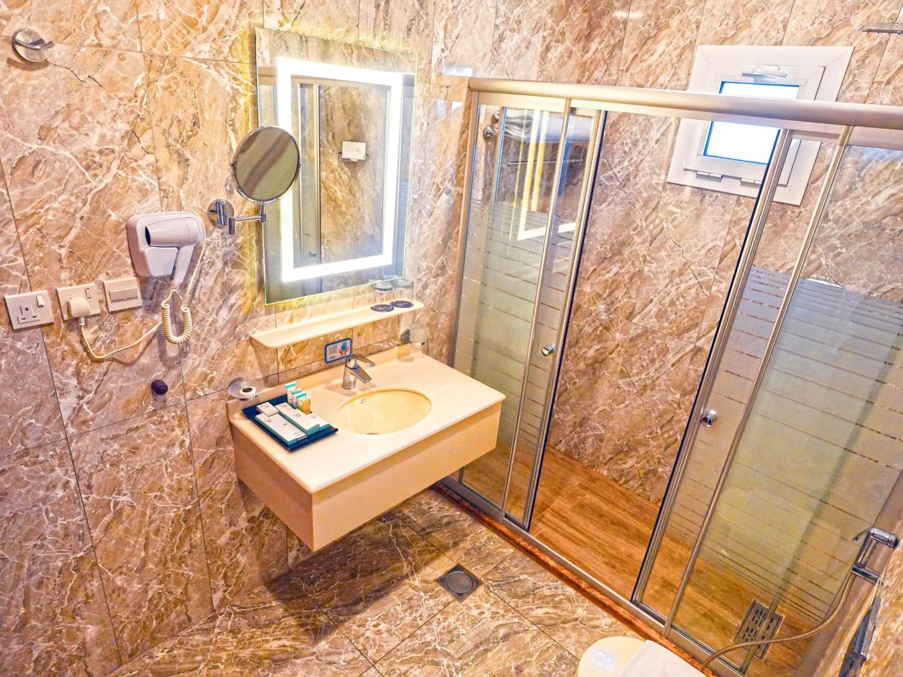 Bathroom in Casa Diora Hotel Al Naseem Bathroom in Casa Diora Hotel Al Naseem