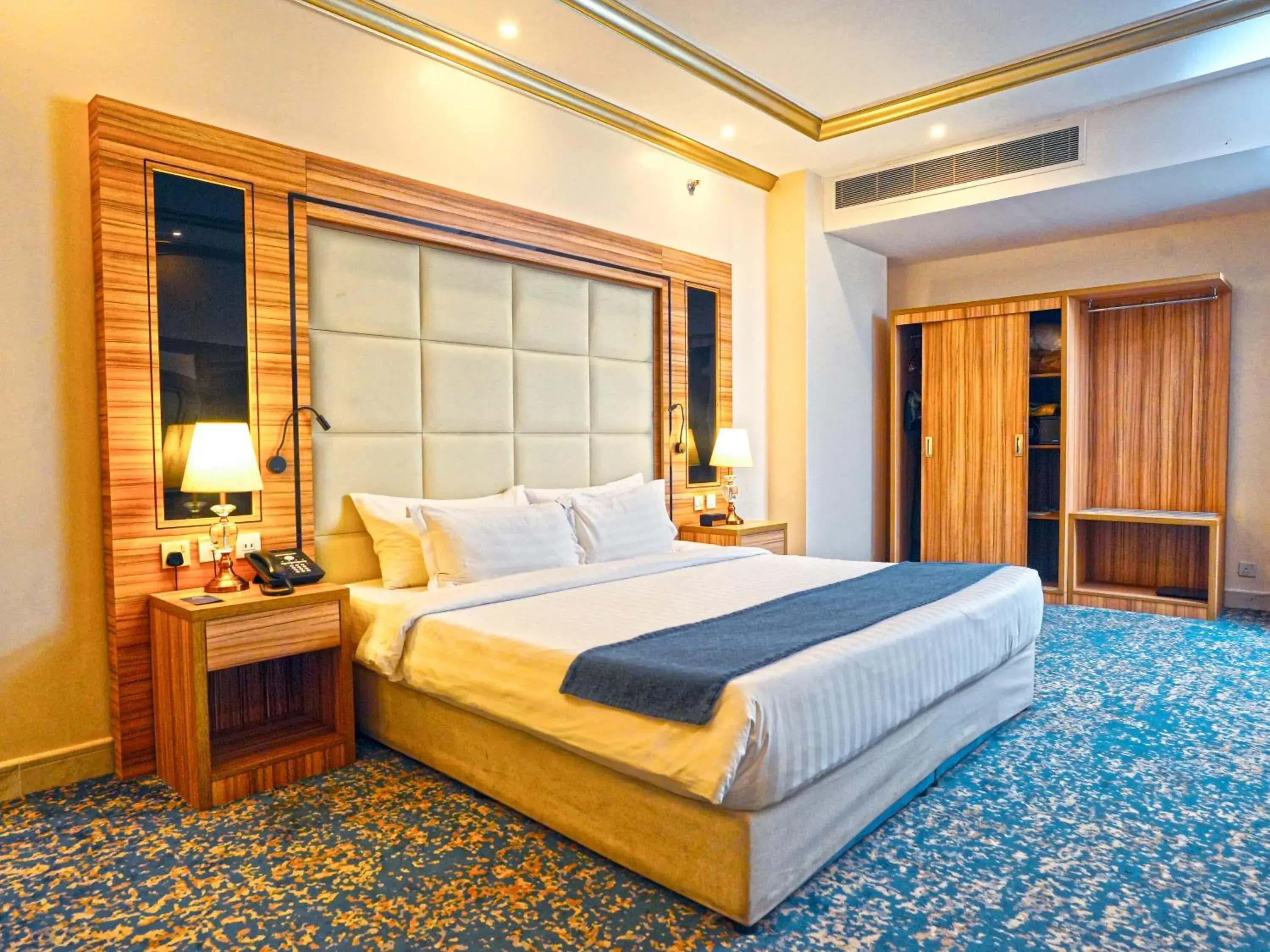 Bed in Casa Diora Hotel Al Naseem Bed in Casa Diora Hotel Al Naseem