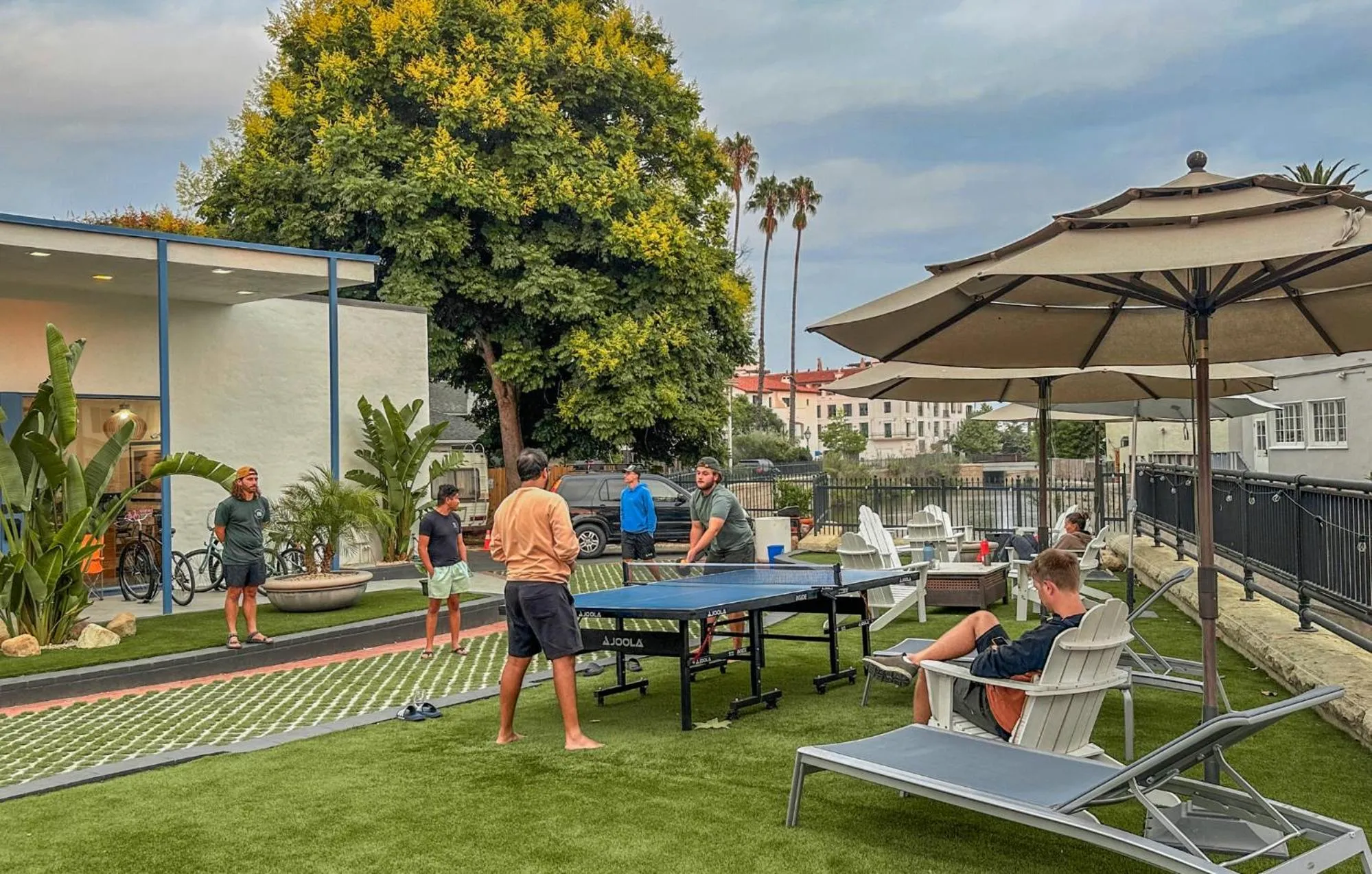 Patio in ITH Santa Barbara Surf Hostel