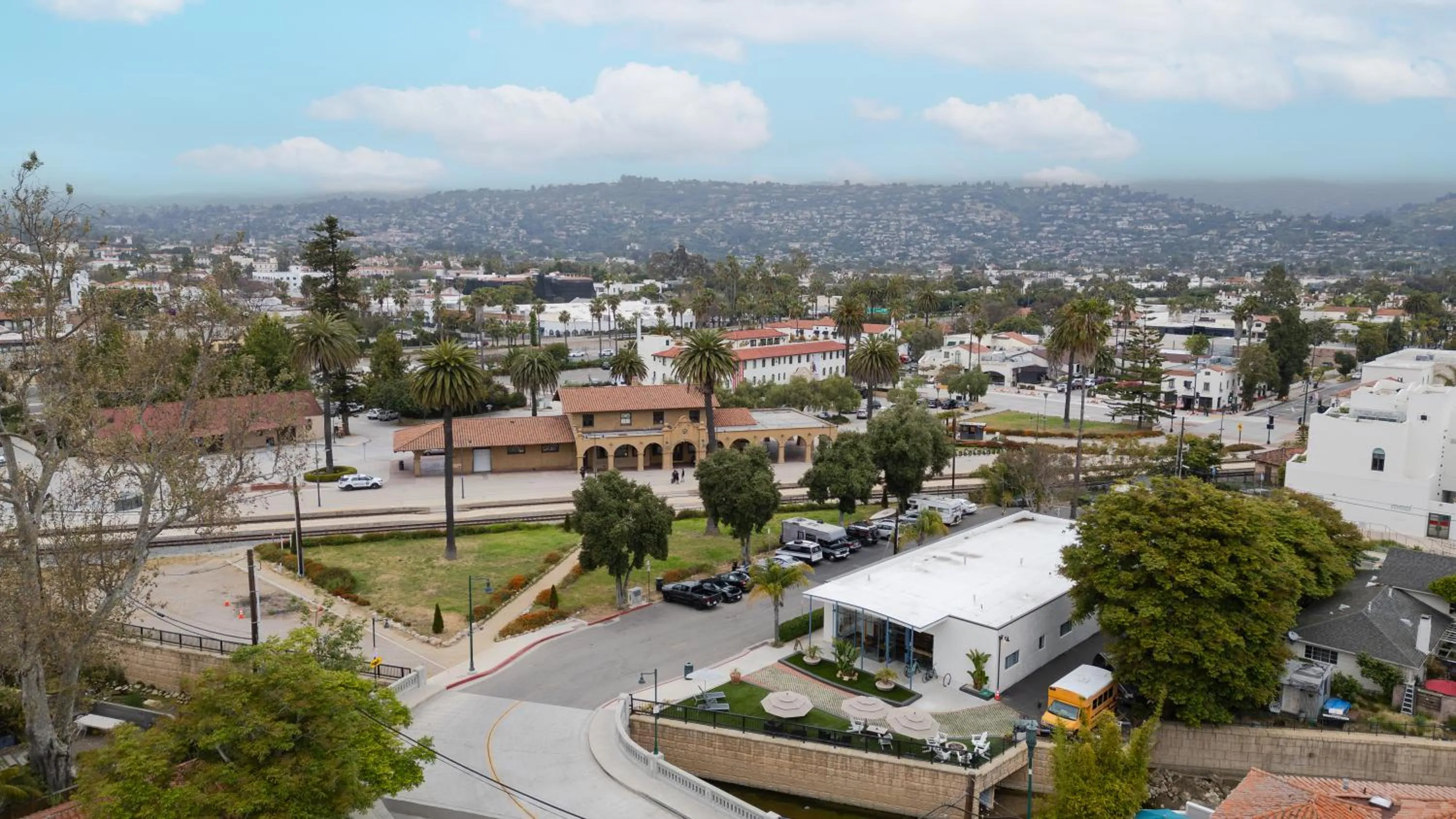 Location in ITH Santa Barbara Surf Hostel